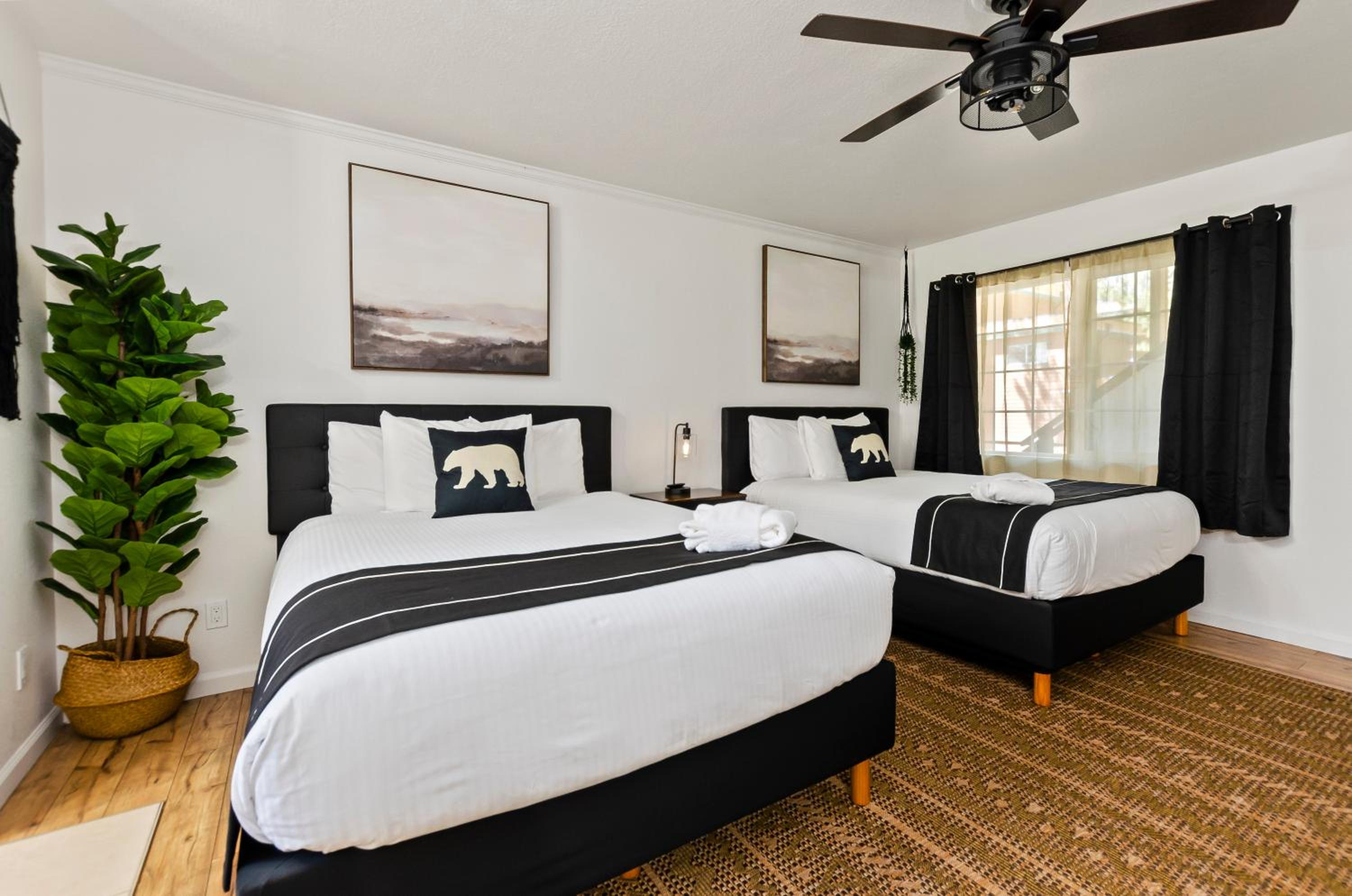Lake Tahoe Vacations - The Jeffrey Hotel - Property Image 51
