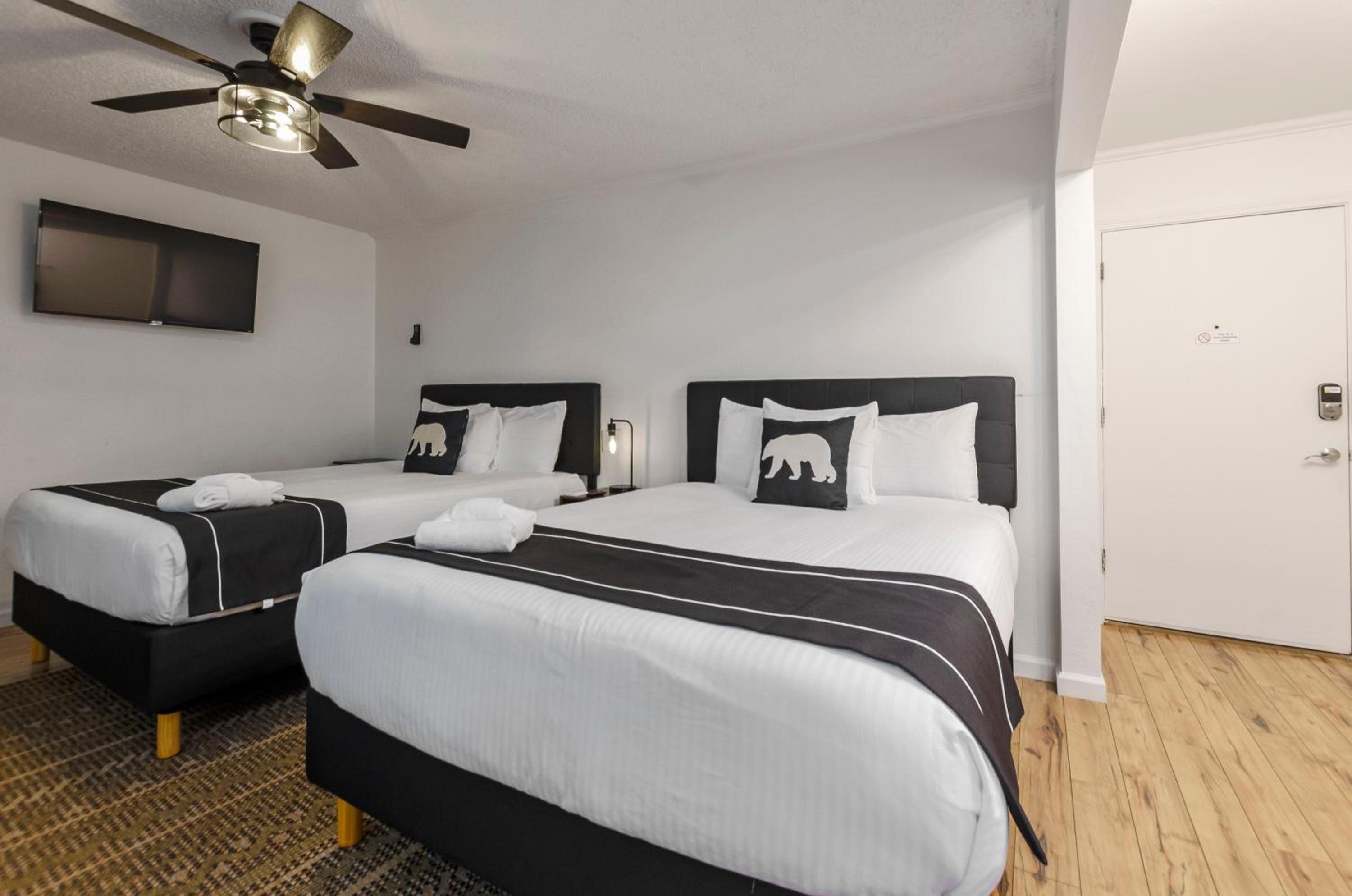 Lake Tahoe Vacations - The Jeffrey Hotel - Property Image 67