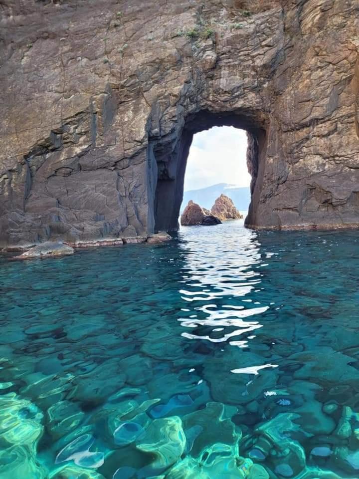 Lipari Centro Storico Flat 6 mins from Port photo 2