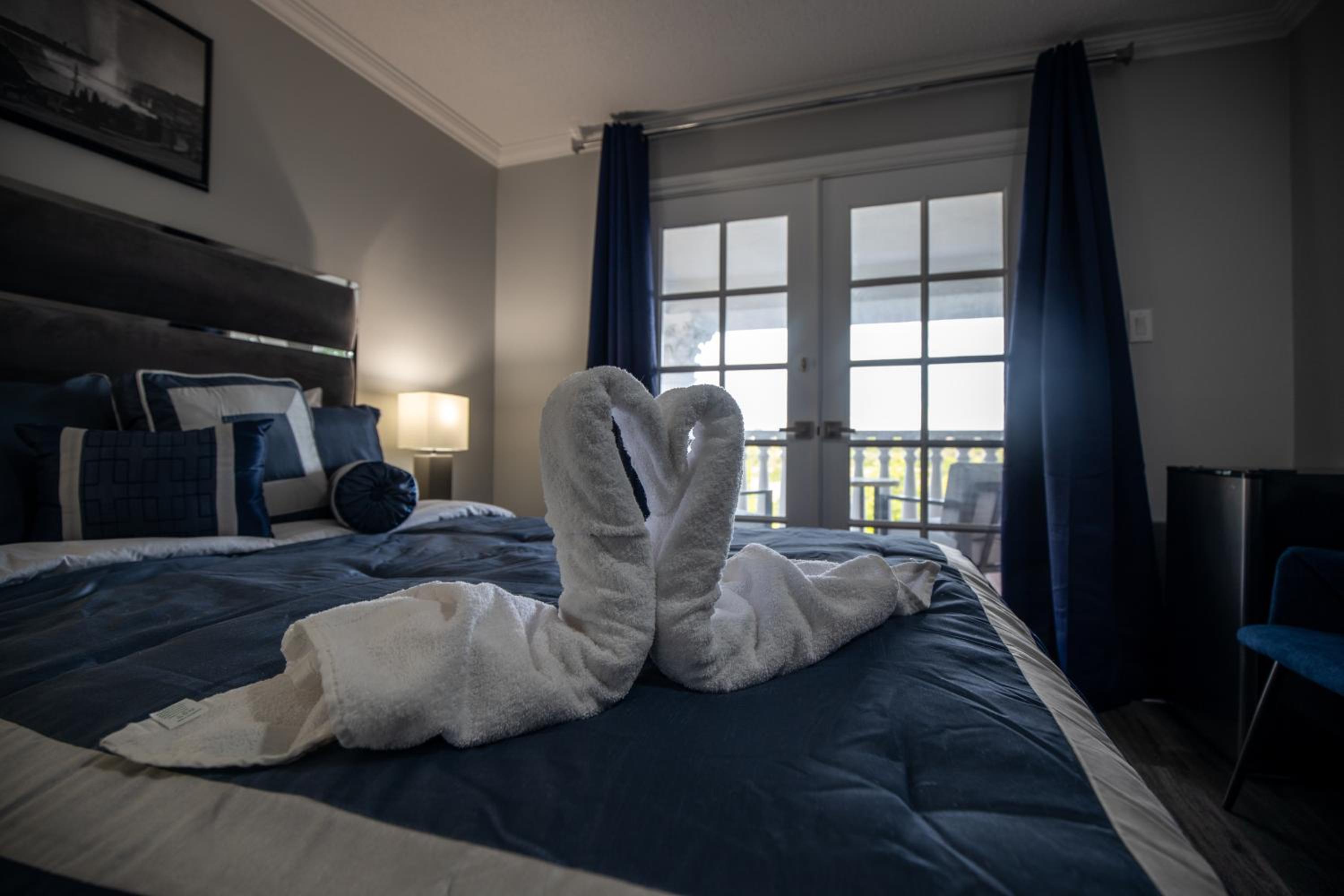 Niagara Luxury Suites
