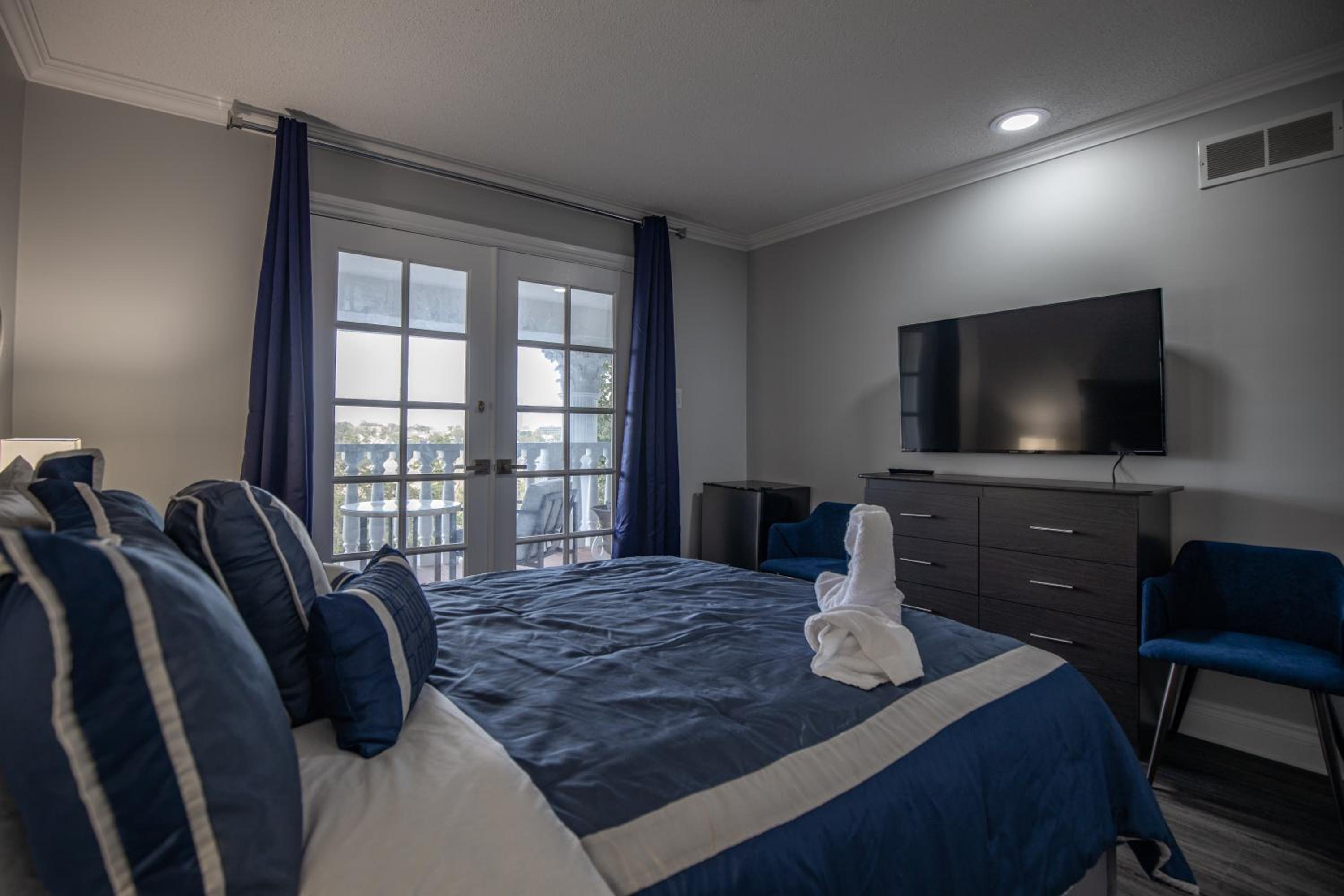 Niagara Luxury Suites