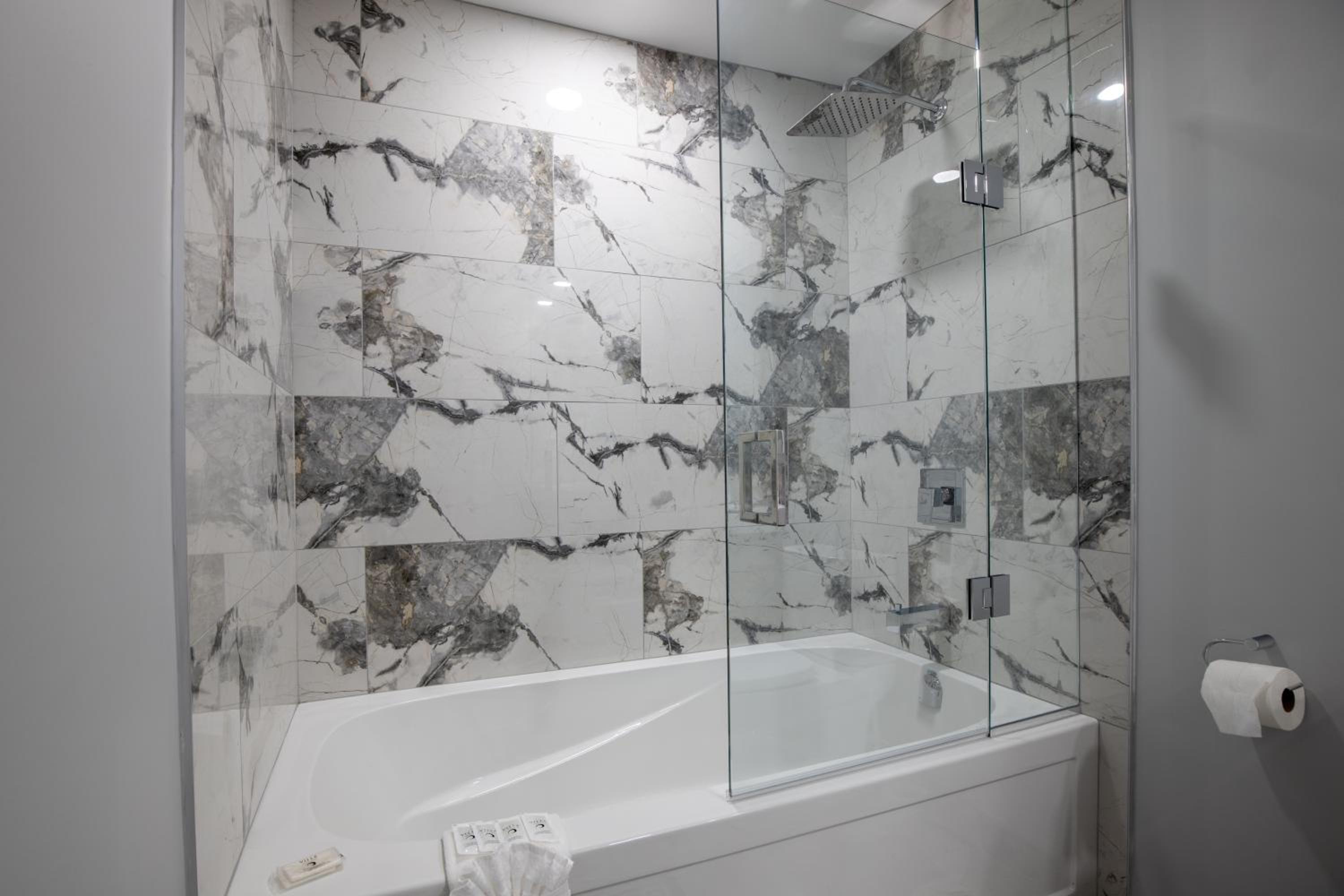 Niagara Luxury Suites