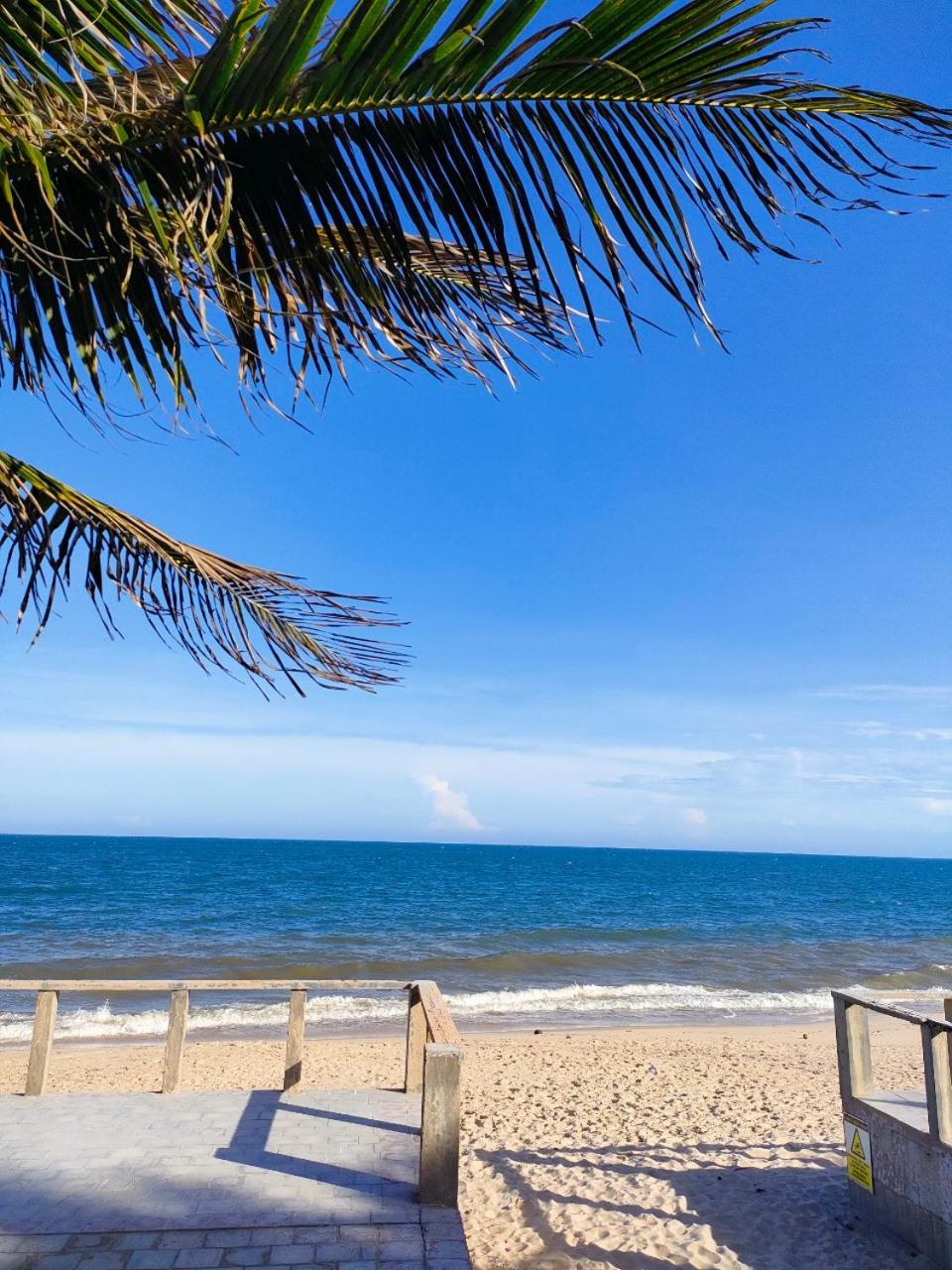 Full Moon Beach Resort