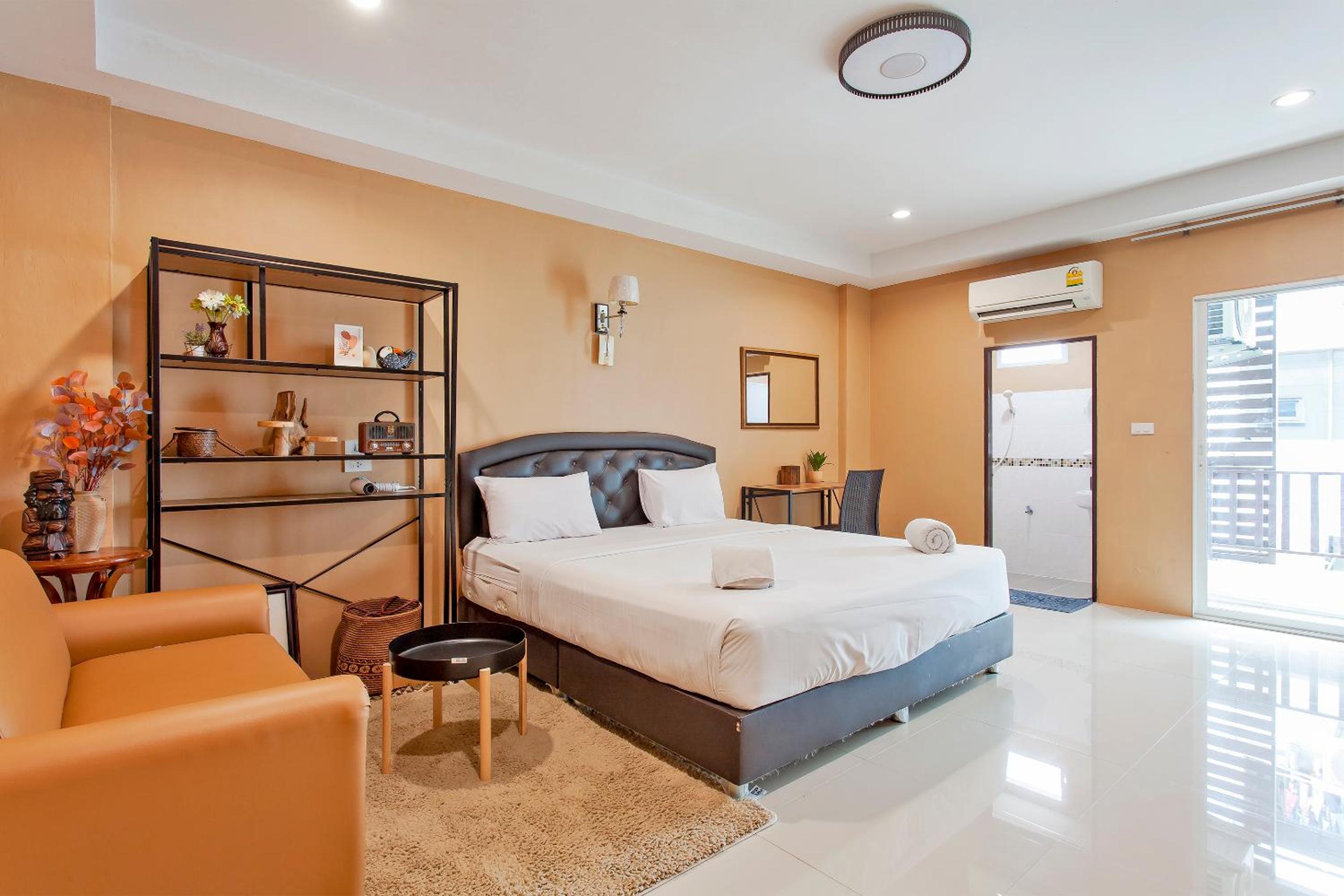 Cozzi by Grand Airport Resort view 5