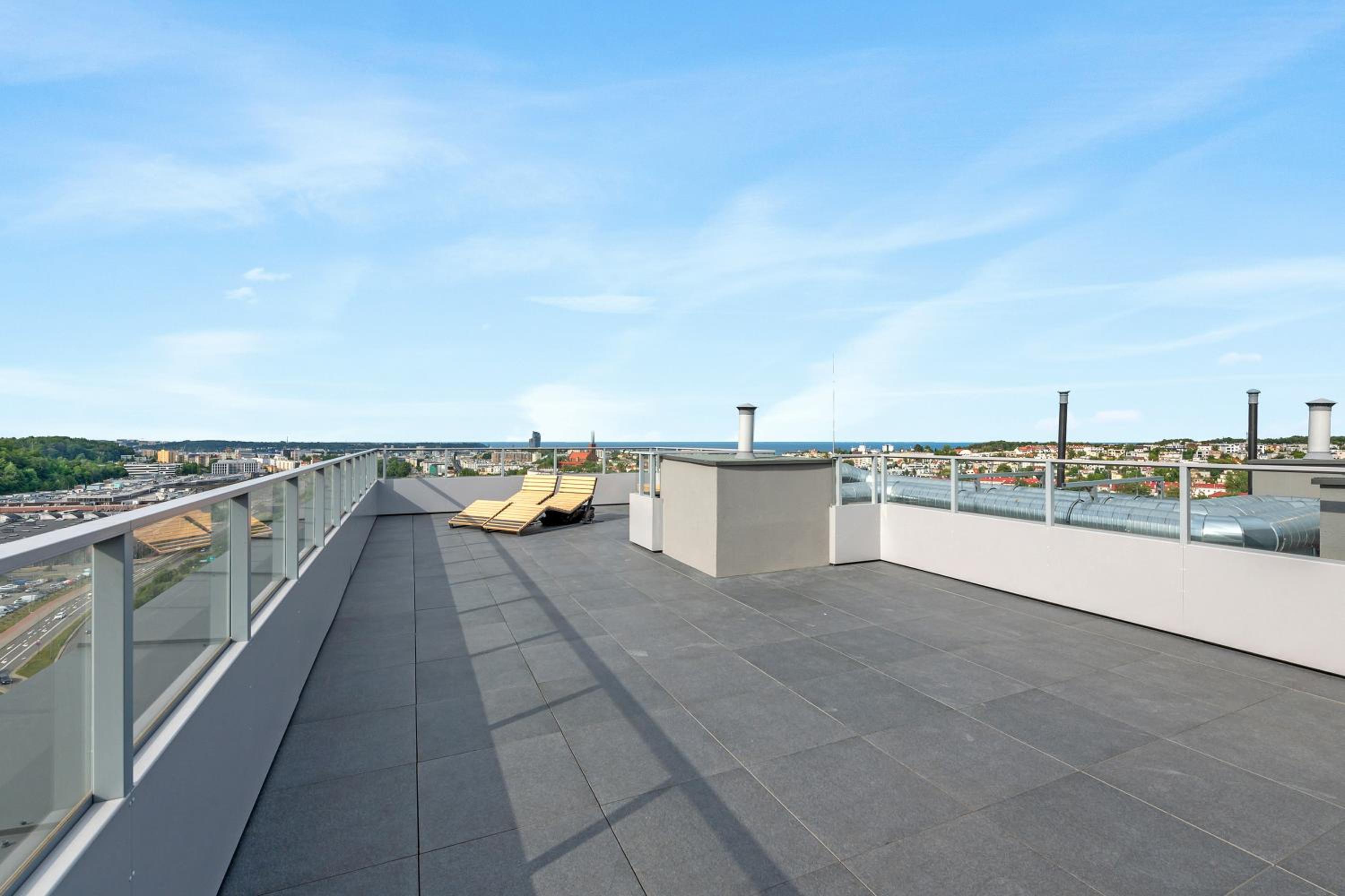 Gdynia Modern Tower & City View by Downtown Apartments