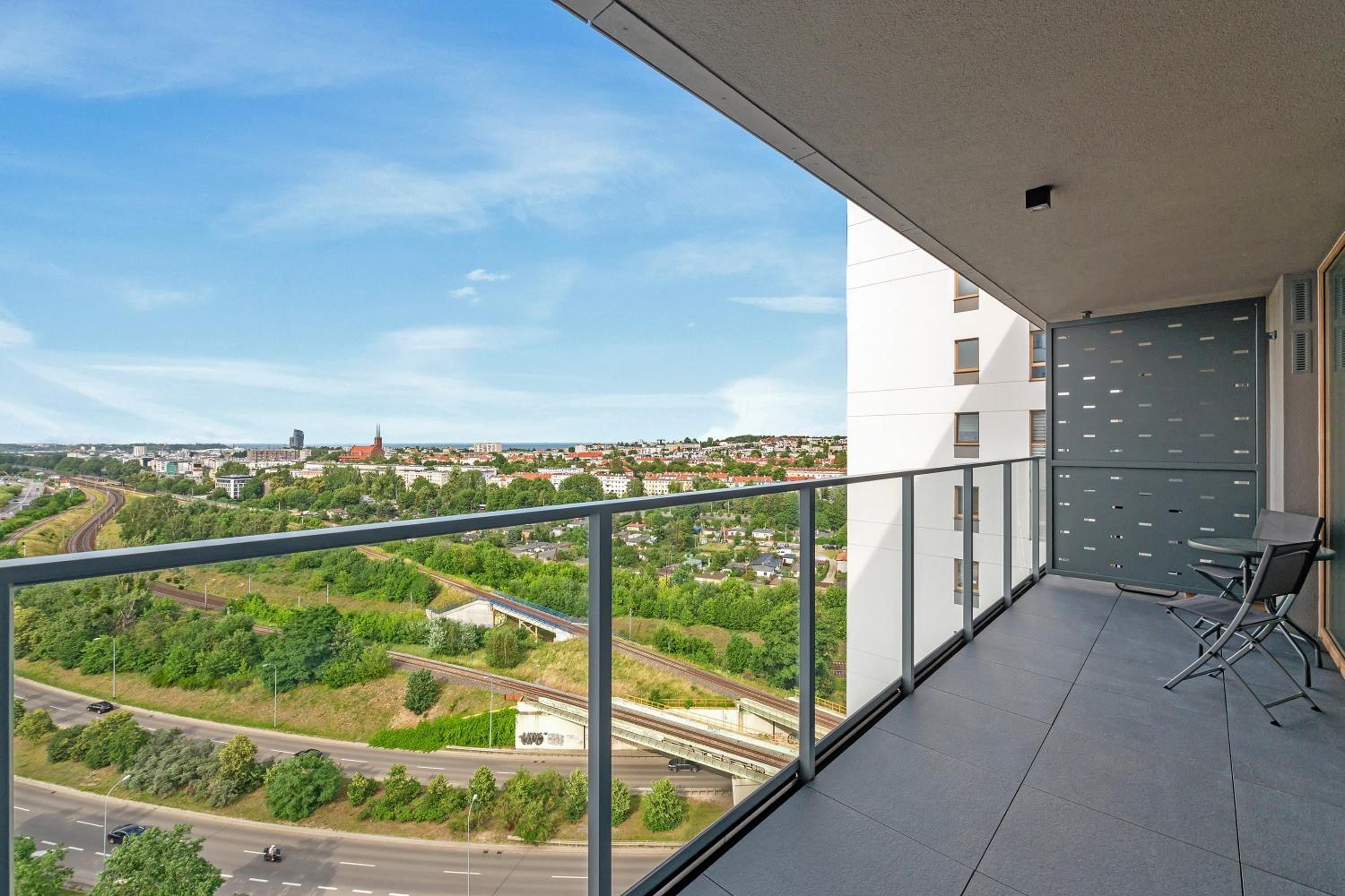 Gdynia Modern Tower & City View by Downtown Apartments