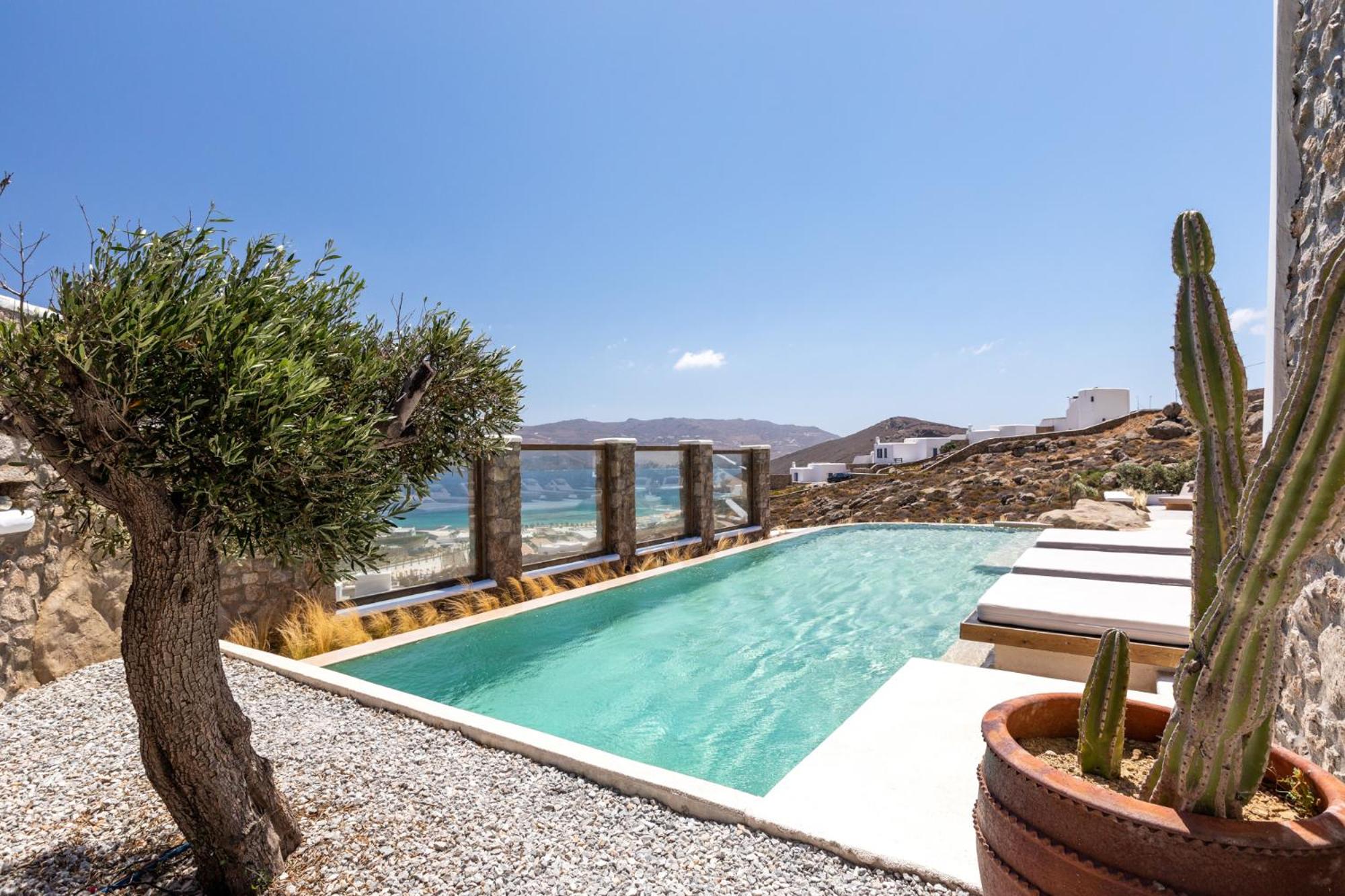 Mykonos Panormos Villas & Suites