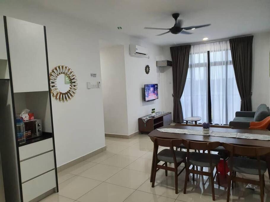 Pangsapuri Desaru Utama with Netflix, Astro Full Package and Disney Hotstar photo 7