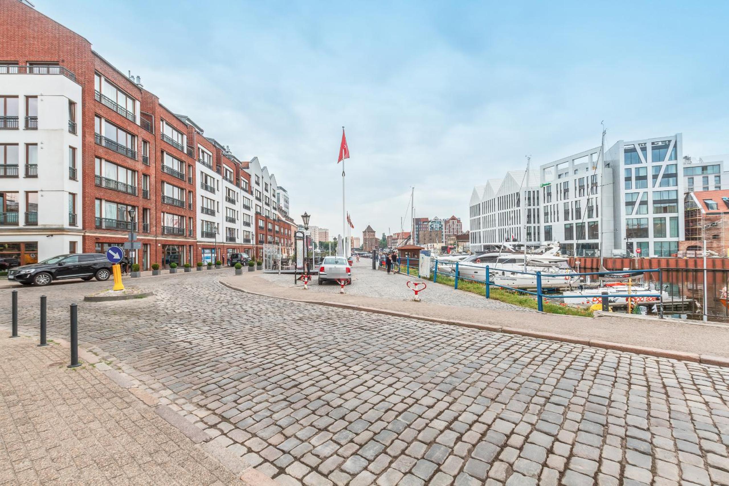 Szafarnia Marina & City Center by Downtown Apartments