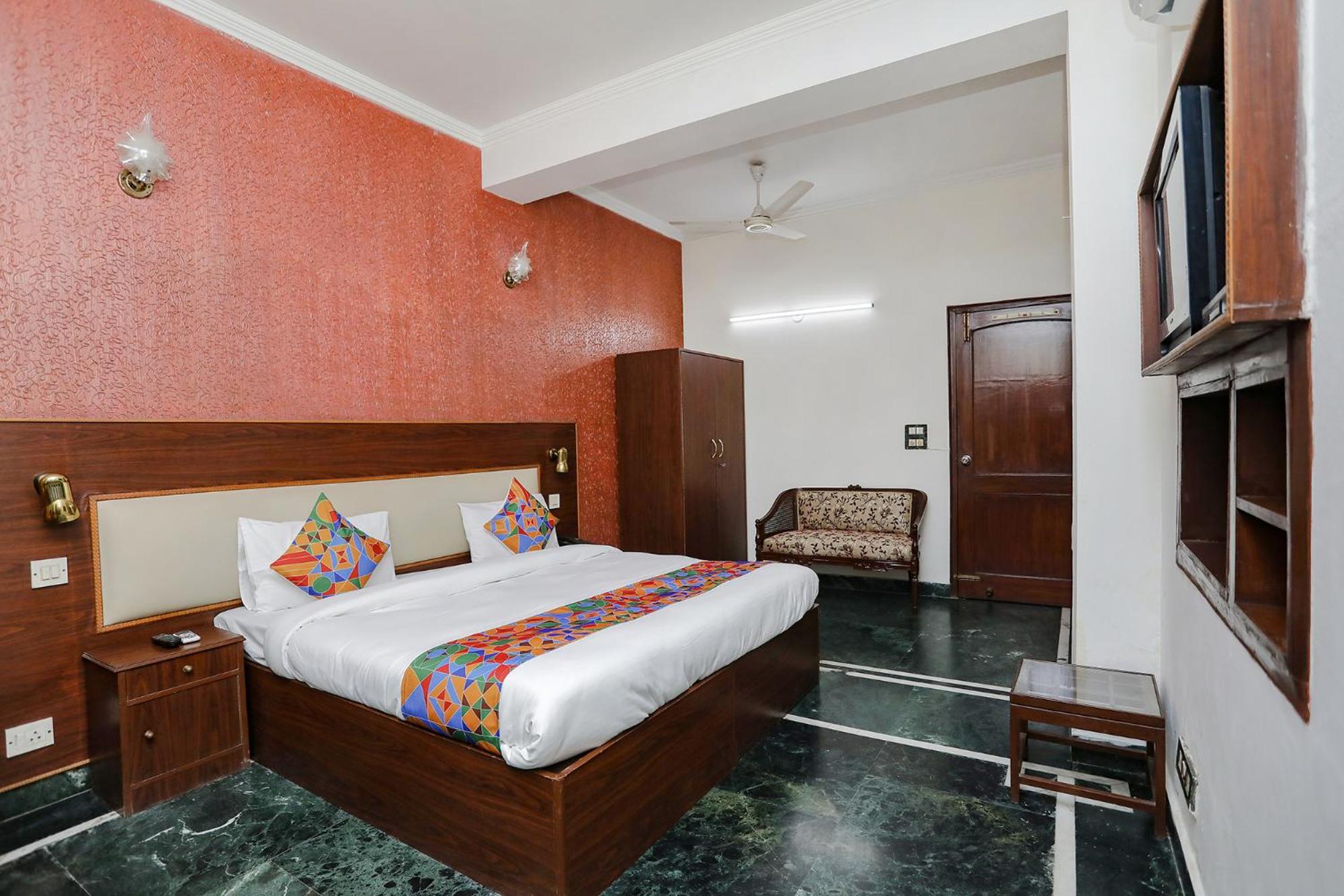 Gurgaon Vacations - FabExpress Primero I - Property Image 12