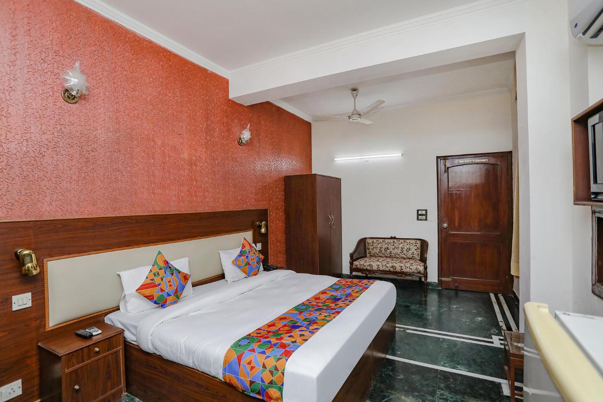 Gurgaon Vacations - FabExpress Primero I - Property Image 9