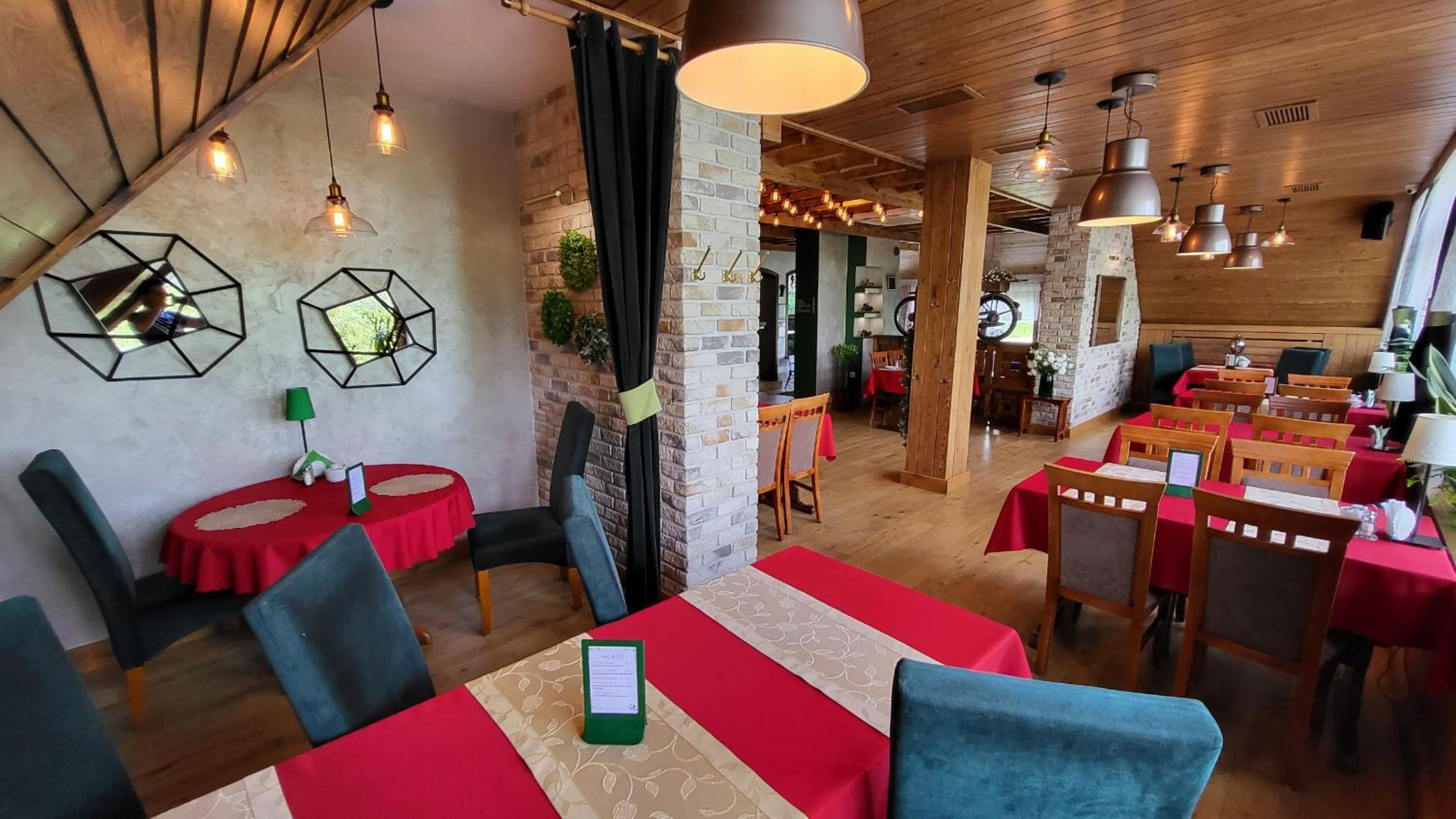 restaurant