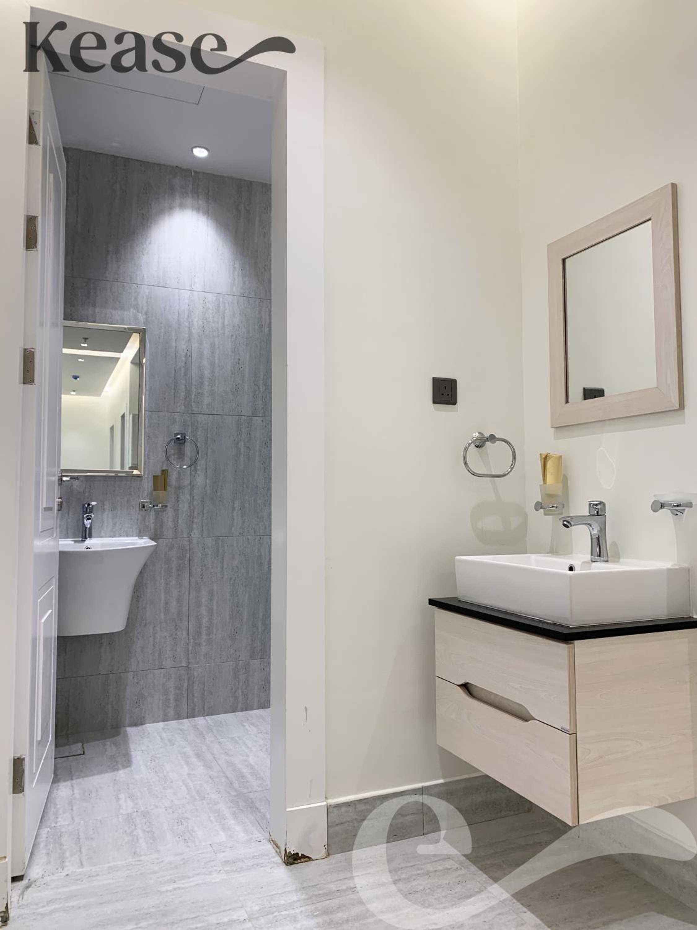 Kease Arid Luxury Gold