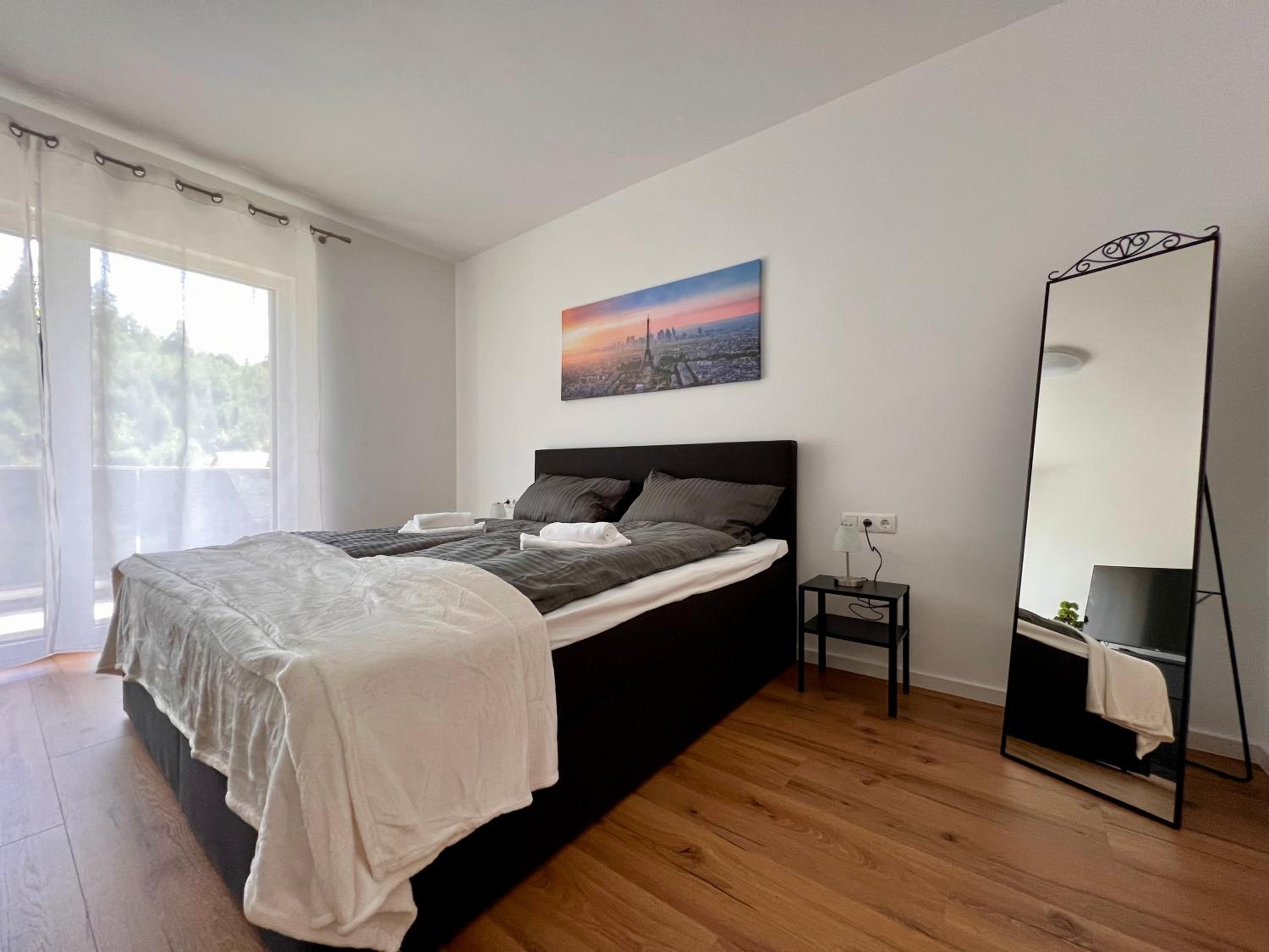 Idyllische Ferienwohnung mit Balkon & Ausblick