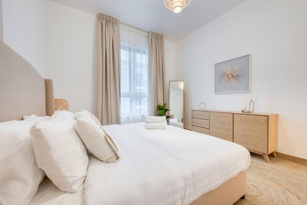 1 Bedroom Apartment in La Mer Beachfront