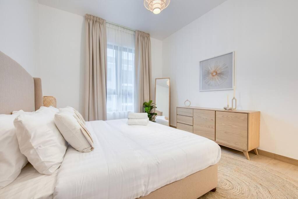 1 Bedroom Apartment in La Mer Beachfront