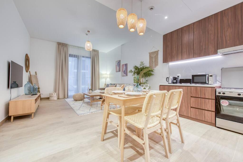 1 Bedroom Apartment in La Mer Beachfront