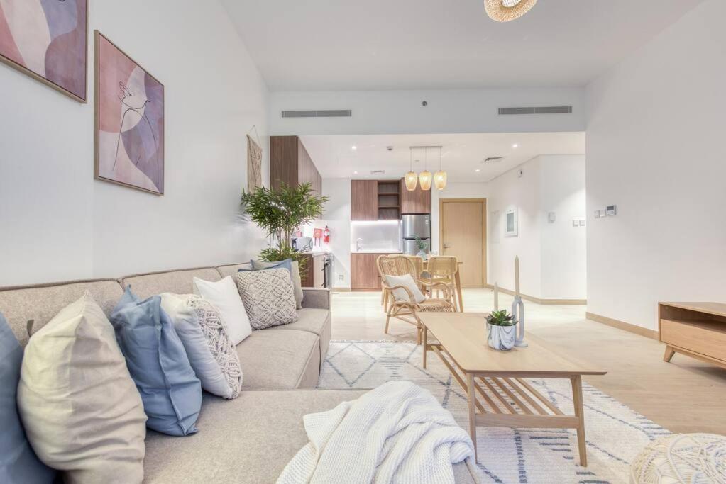 1 Bedroom Apartment in La Mer Beachfront