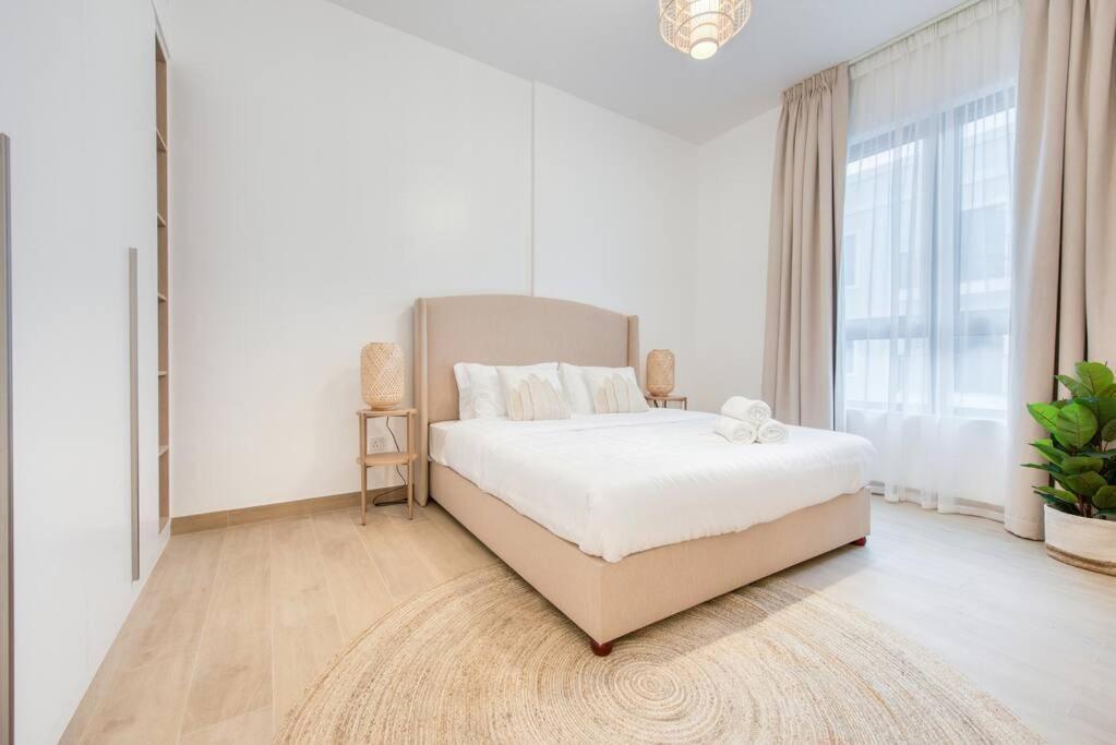 1 Bedroom Apartment in La Mer Beachfront