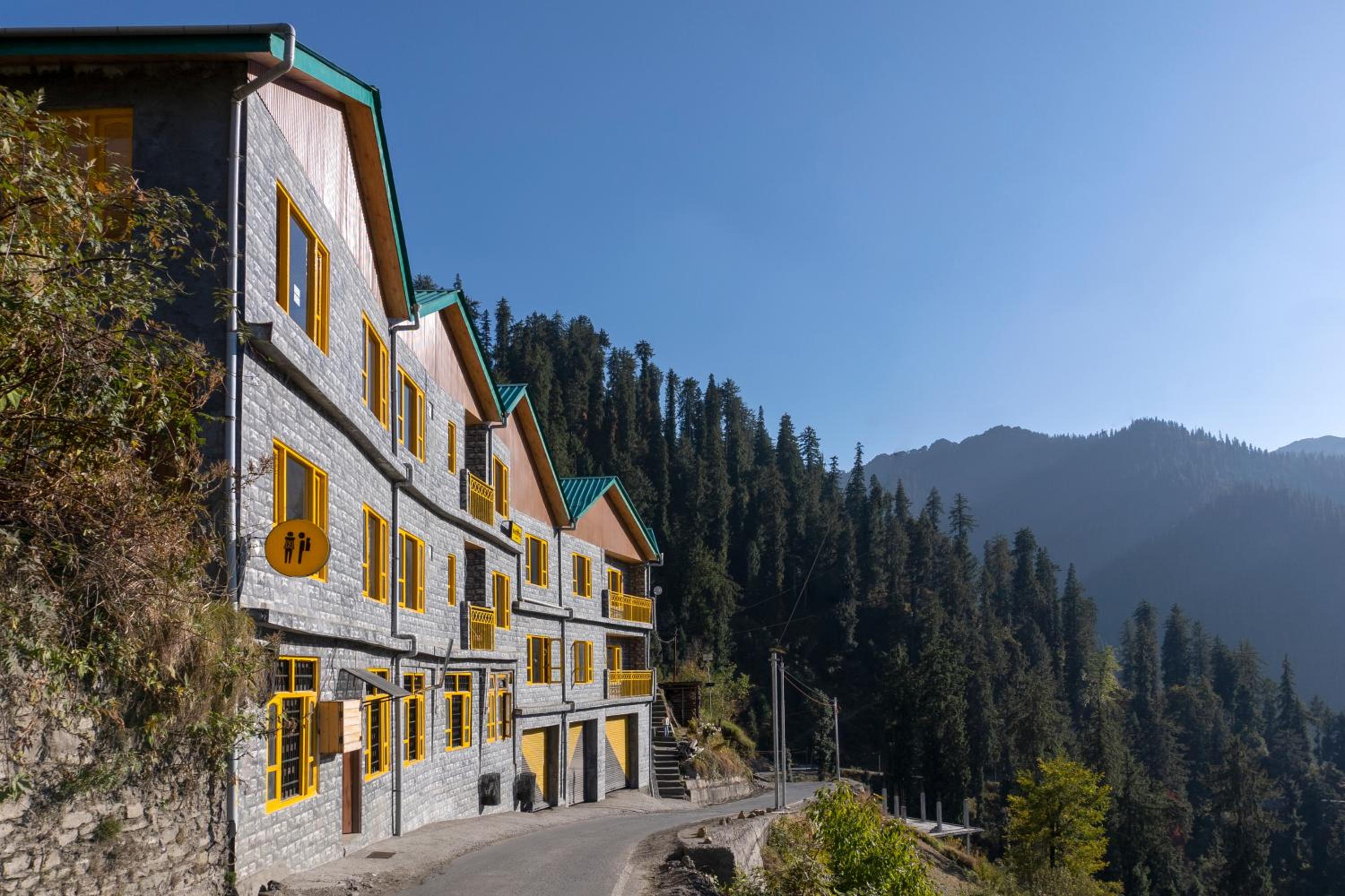The Hosteller Shoja, Jibhi