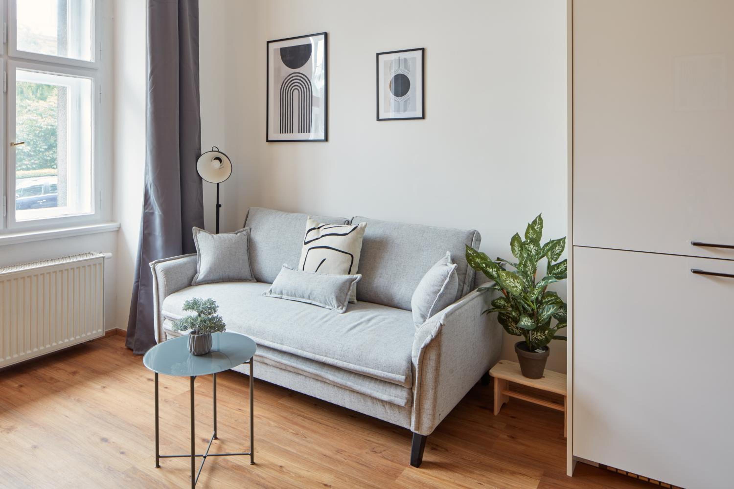 Prague Days - Modern Apartments w Easy City Access