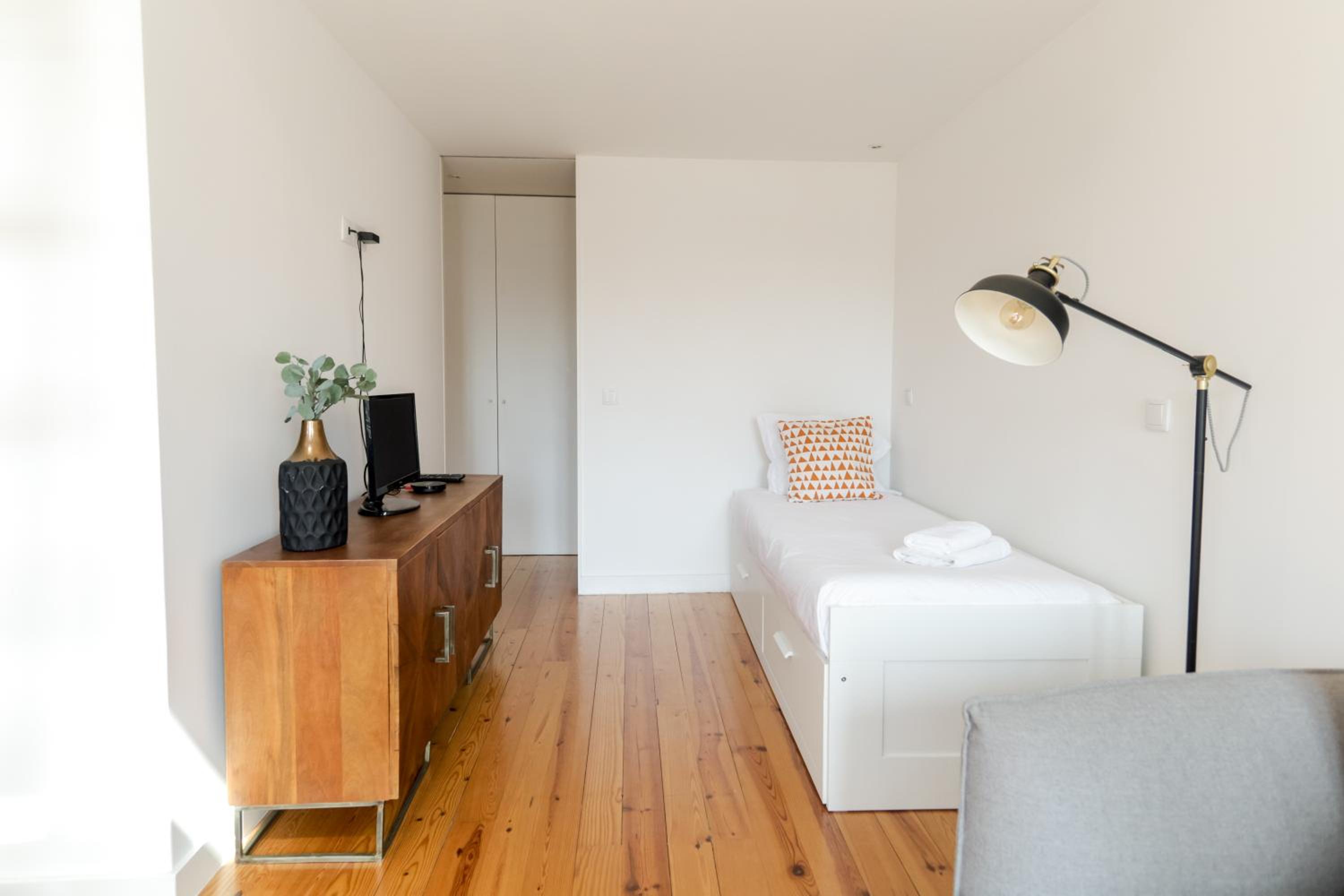 Loft Martires da Liberdade by Porto City Hosts view 5