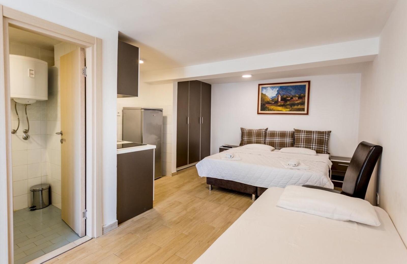 Apartments Belani
