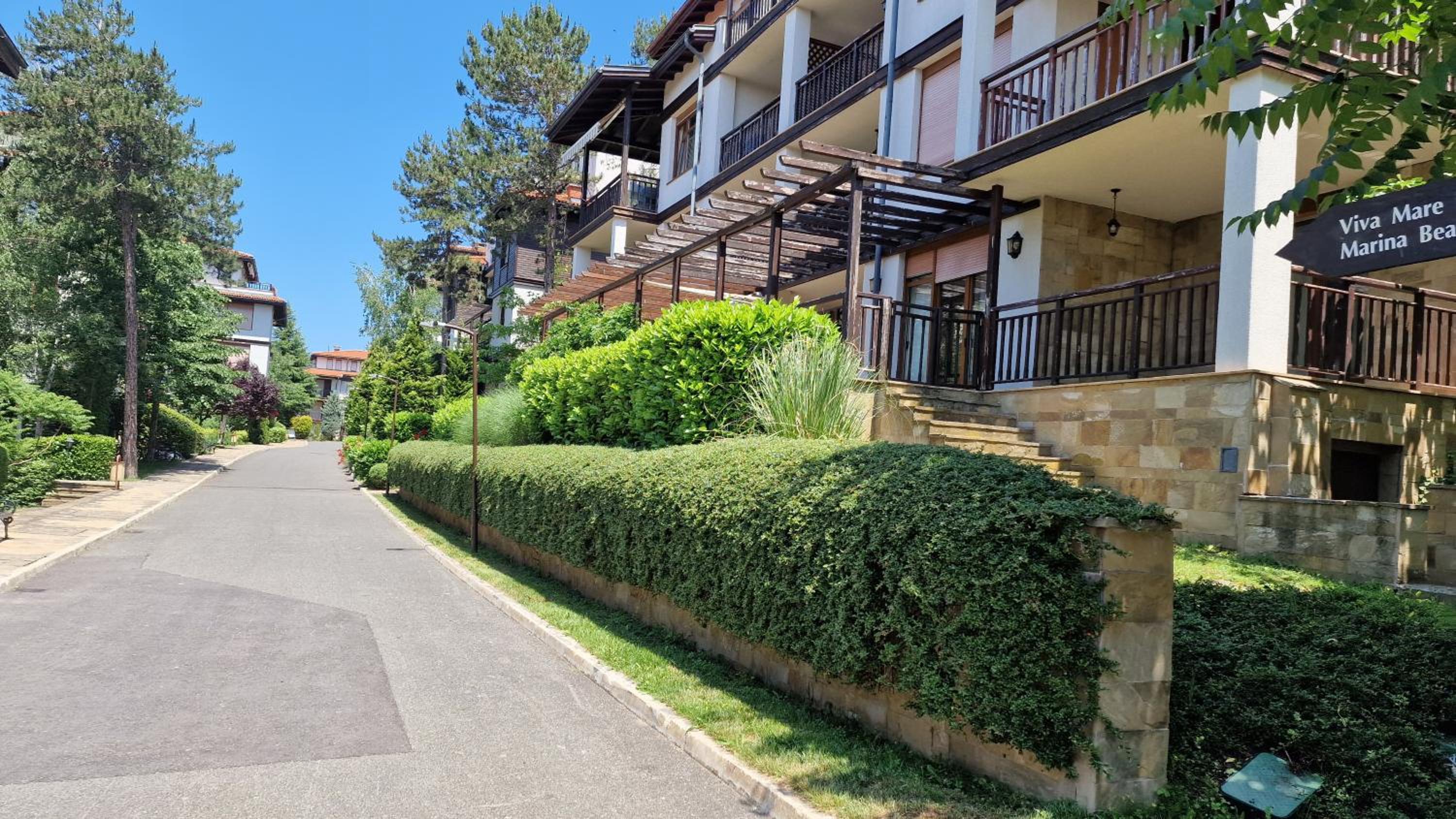 Eve Santa Marina Apartments - sea, pools, relax