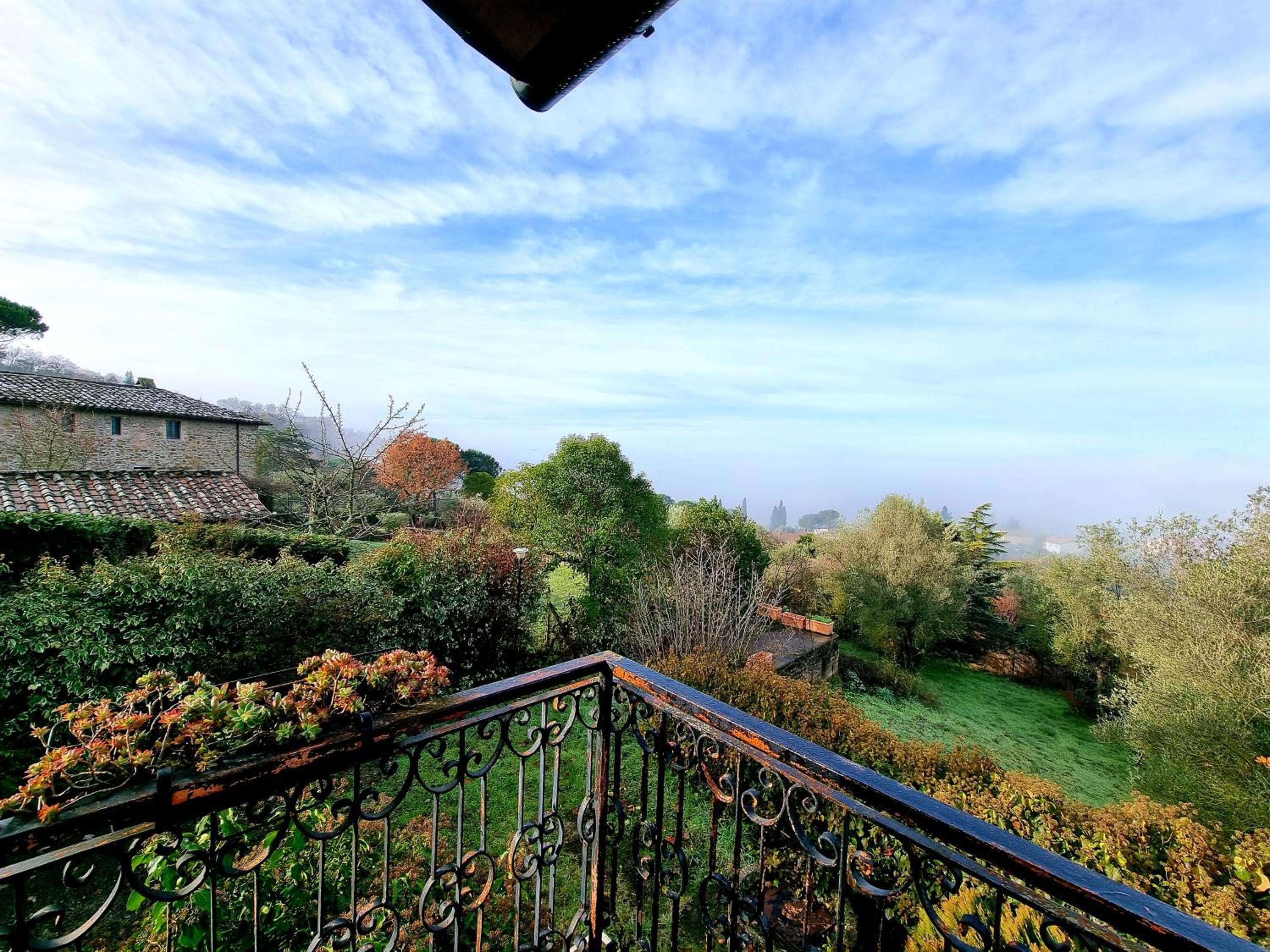 Una Terrazza sul Lago Trasimeno view 3