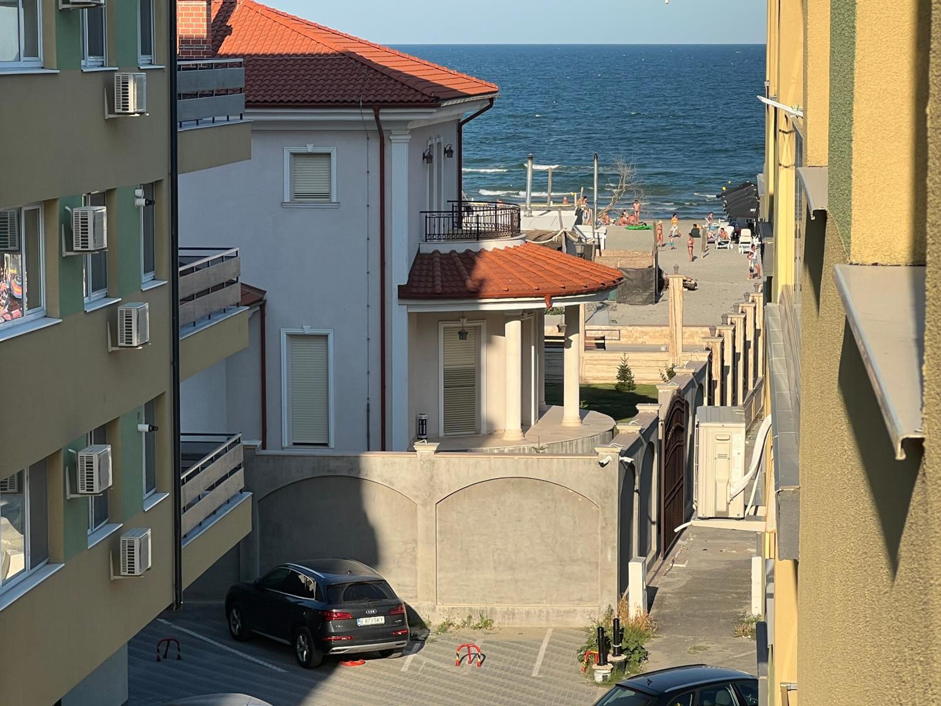 321 -Grand Beach Apartment-
