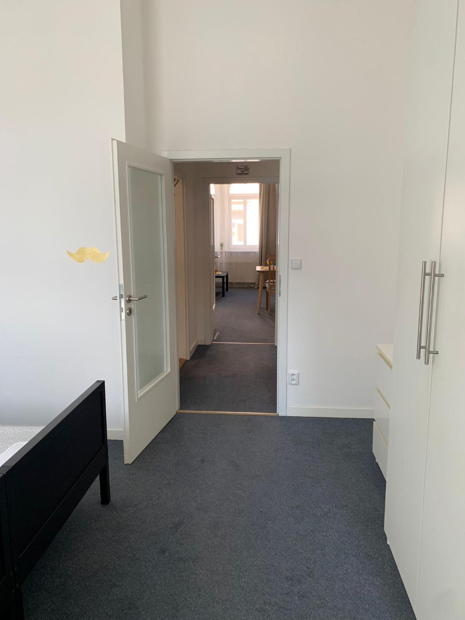 Little Tom Apartments
