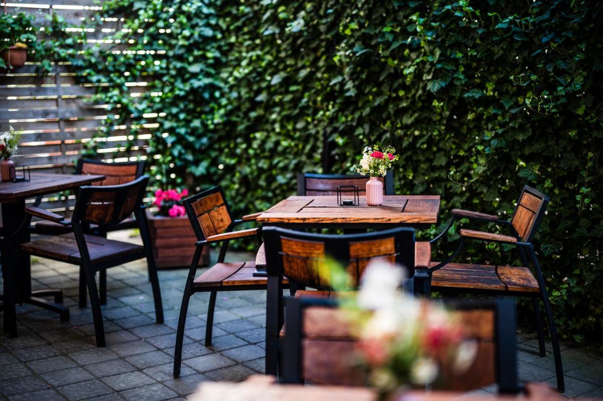 outdoor BBQ area