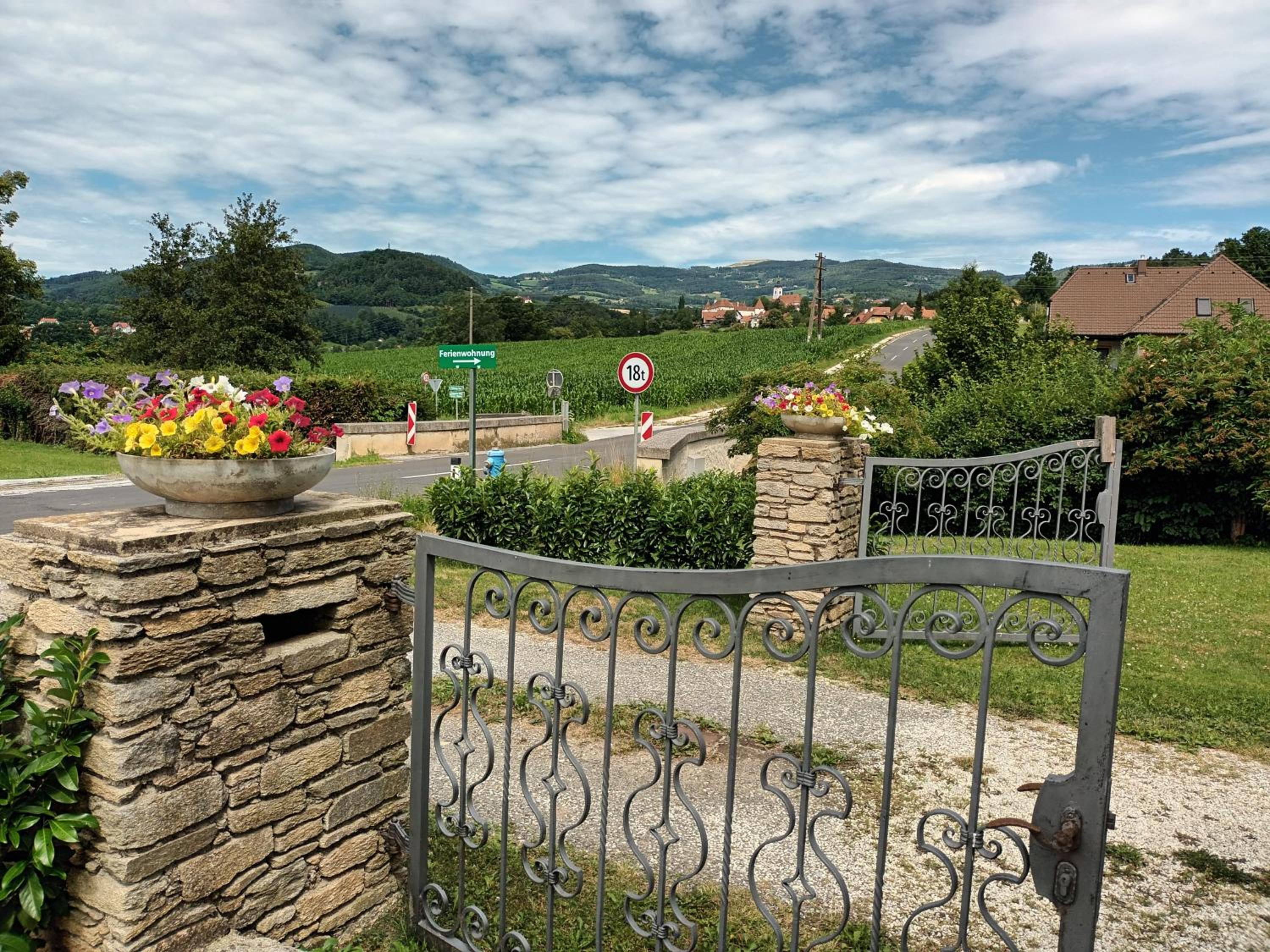FEWO an der Brücke view 4