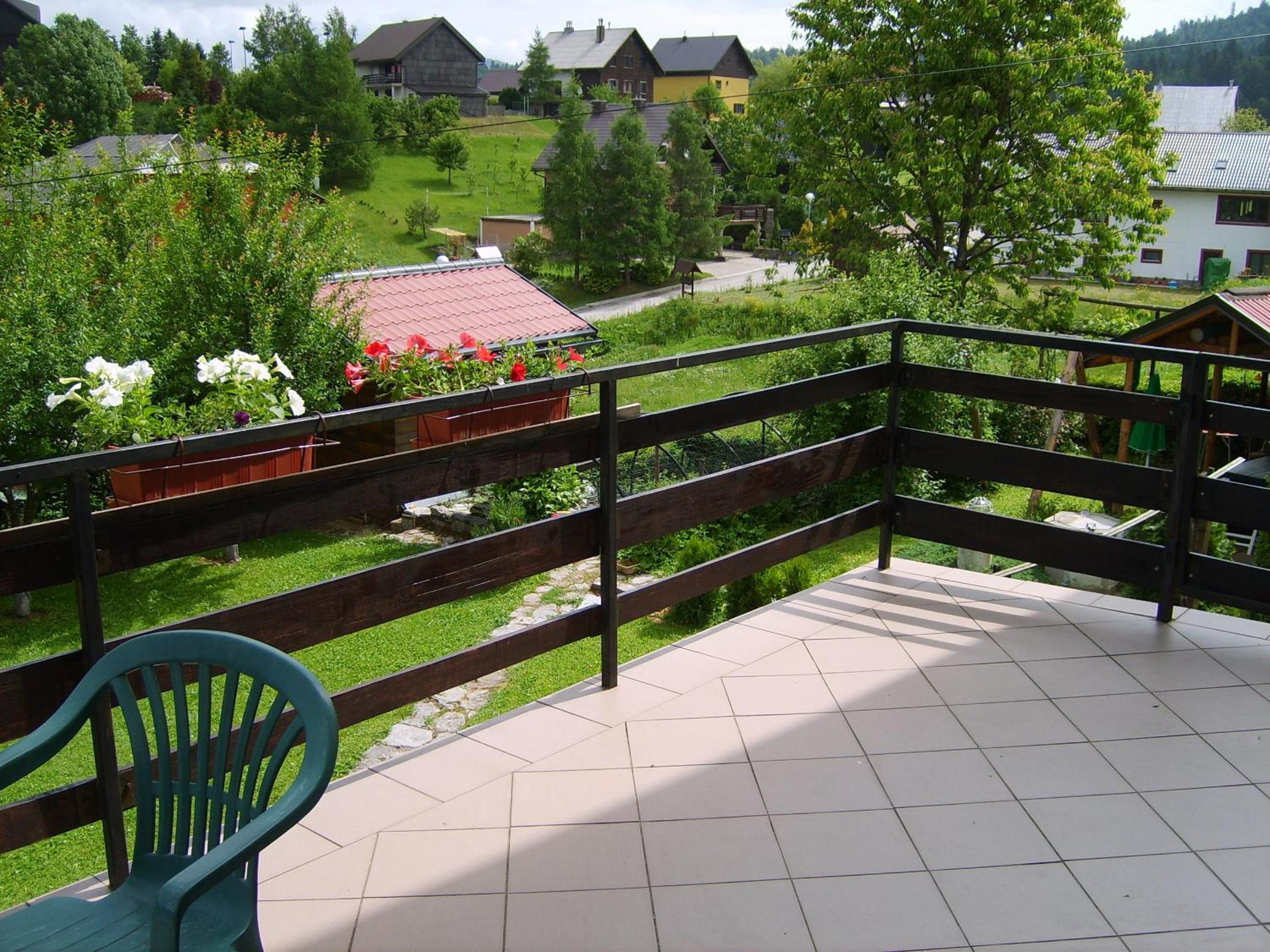 Photo 9
