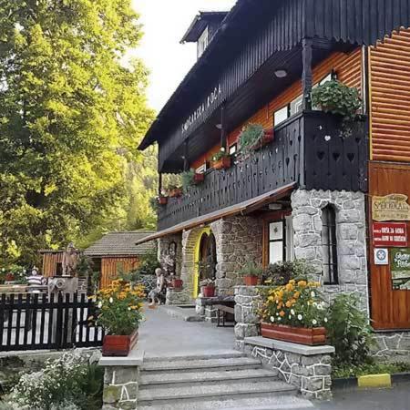 Smučarska koča