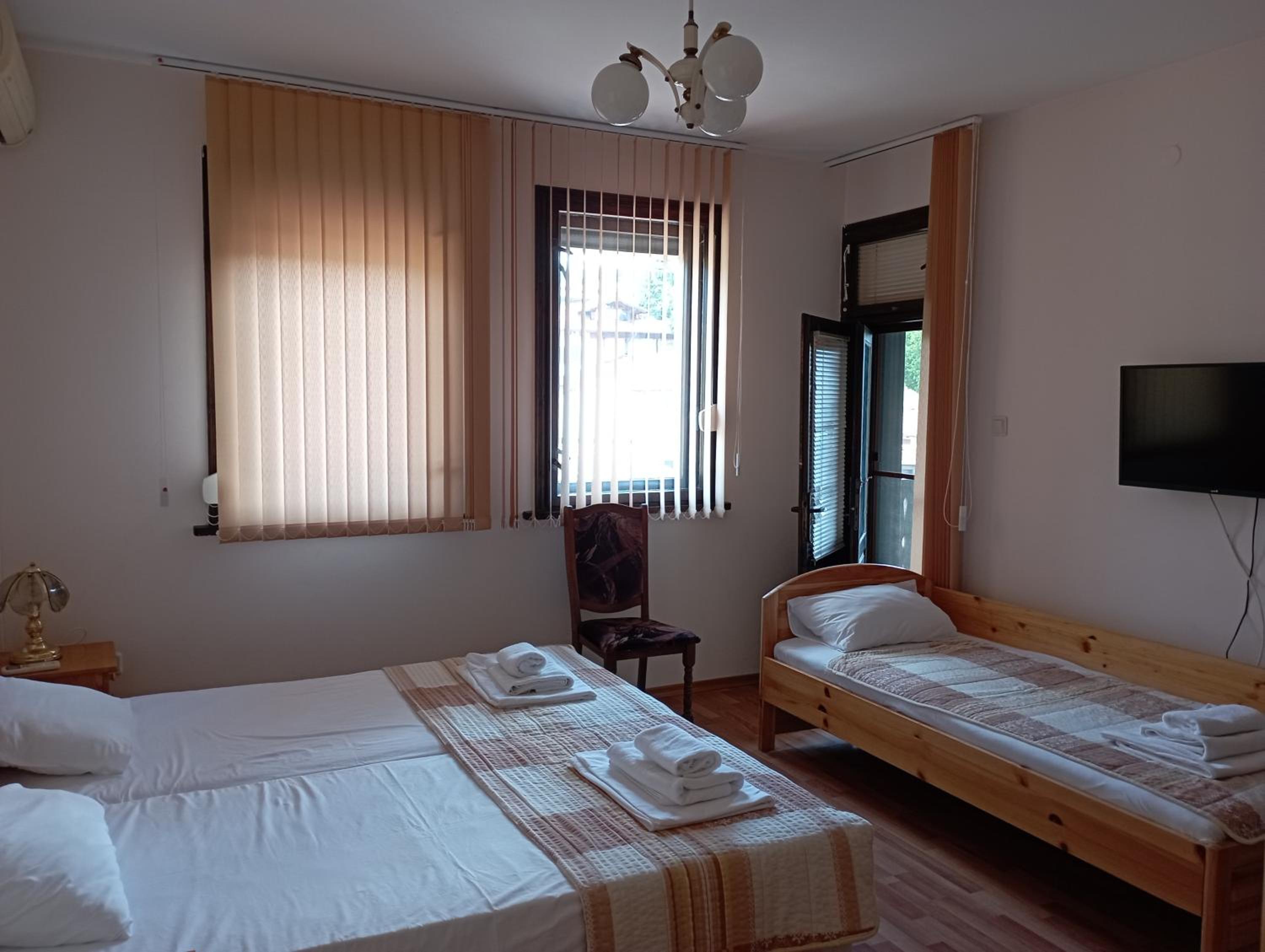 Toncho's Guest House for 16 guests