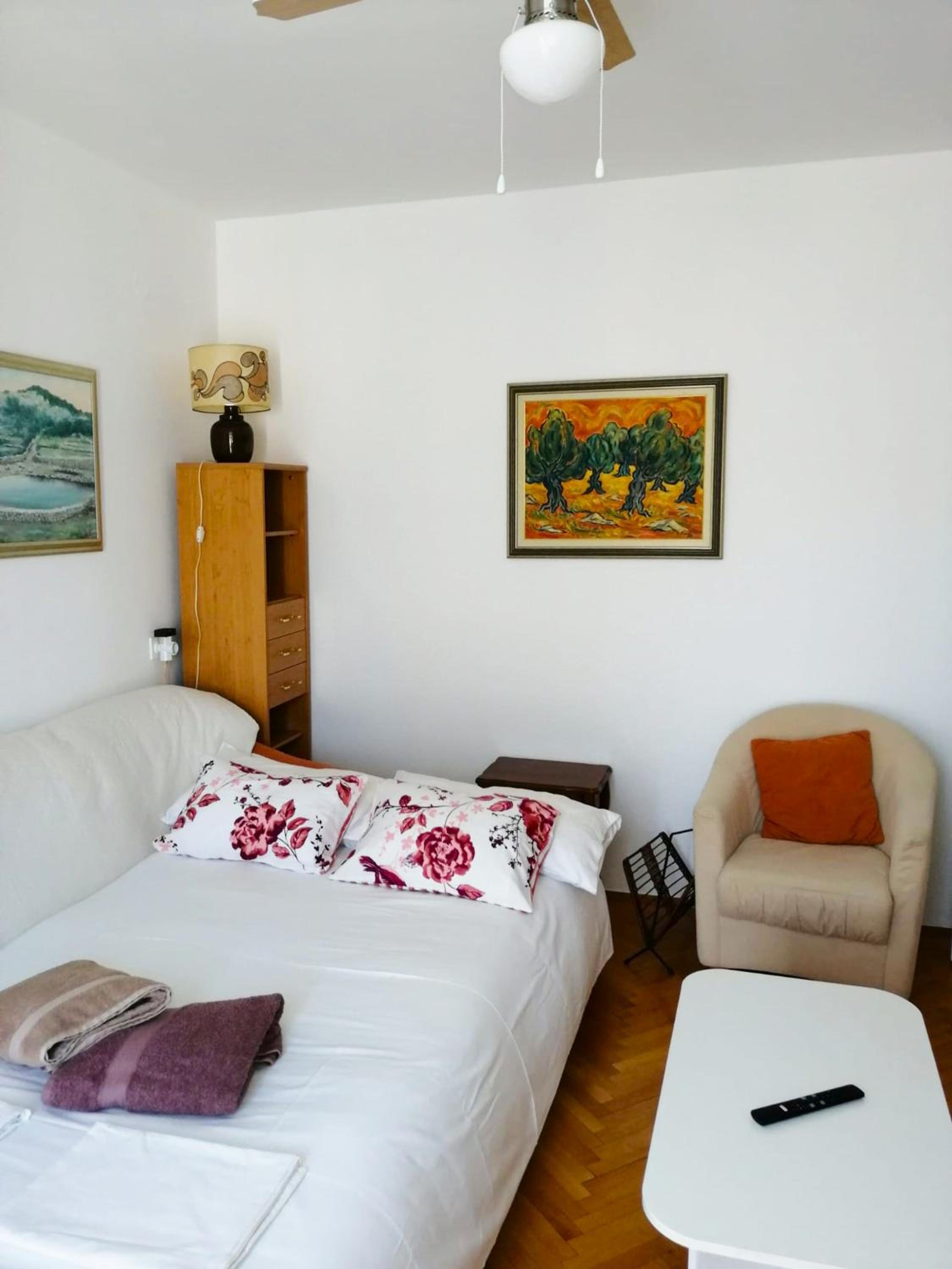Insideout Apartment