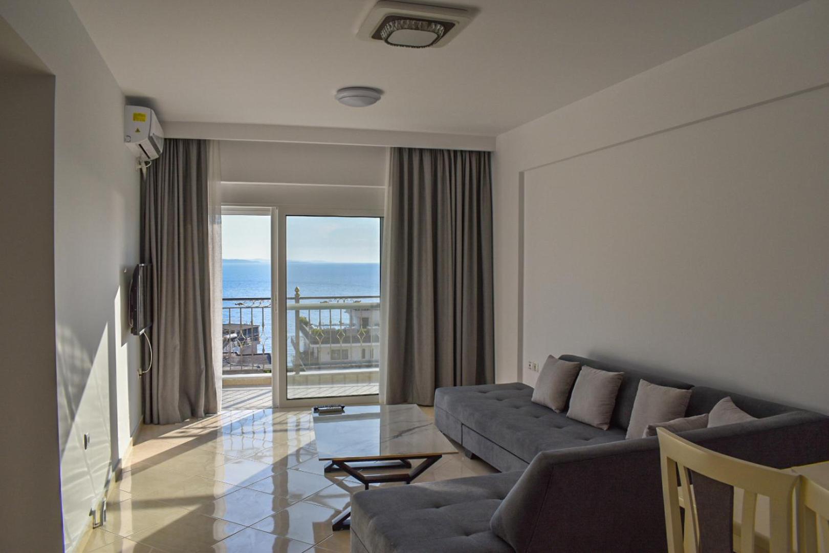 PARADISE APARTMENT