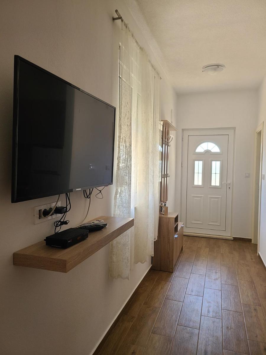 Ivovic apartments photo 3