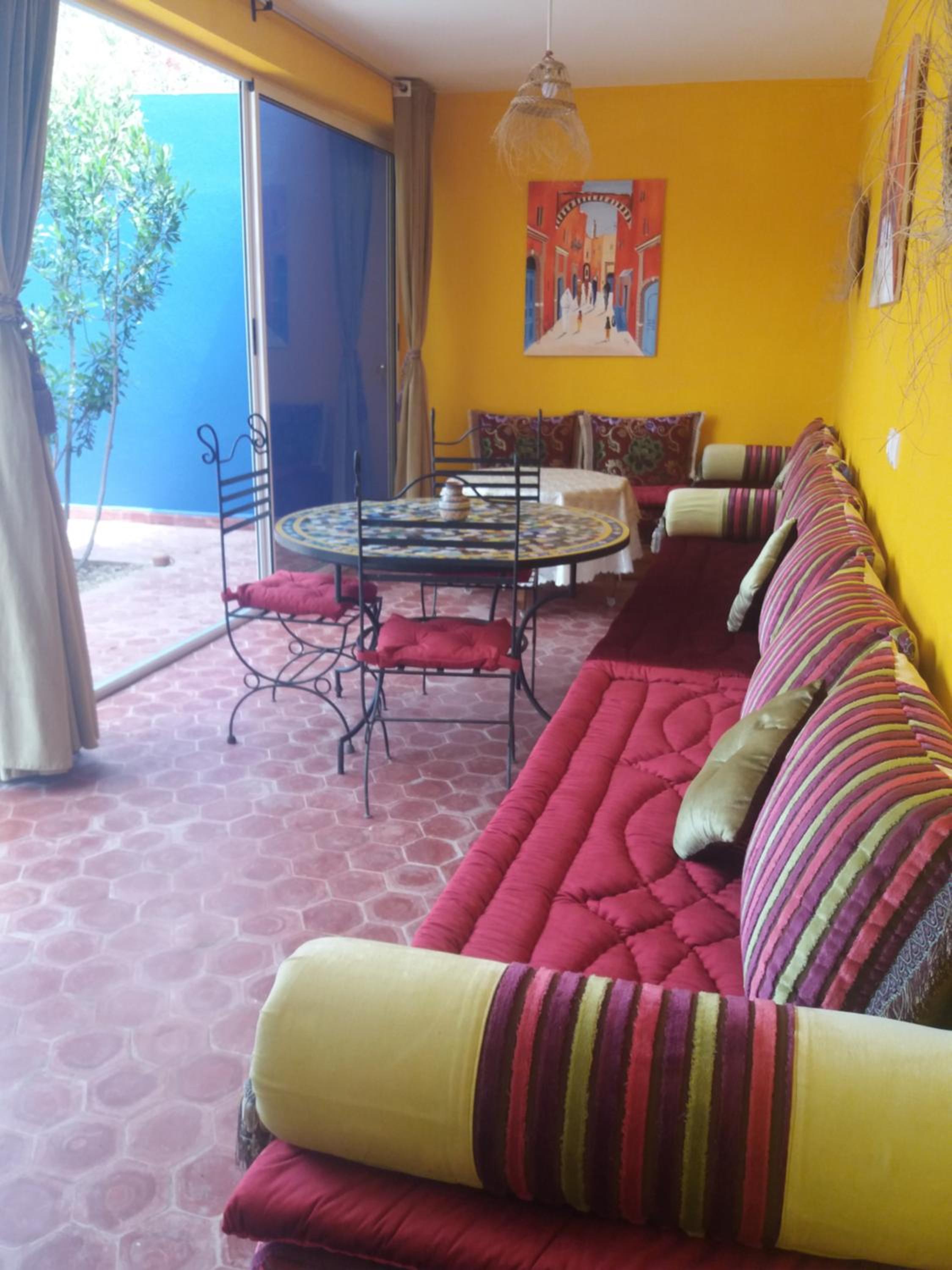 lounge