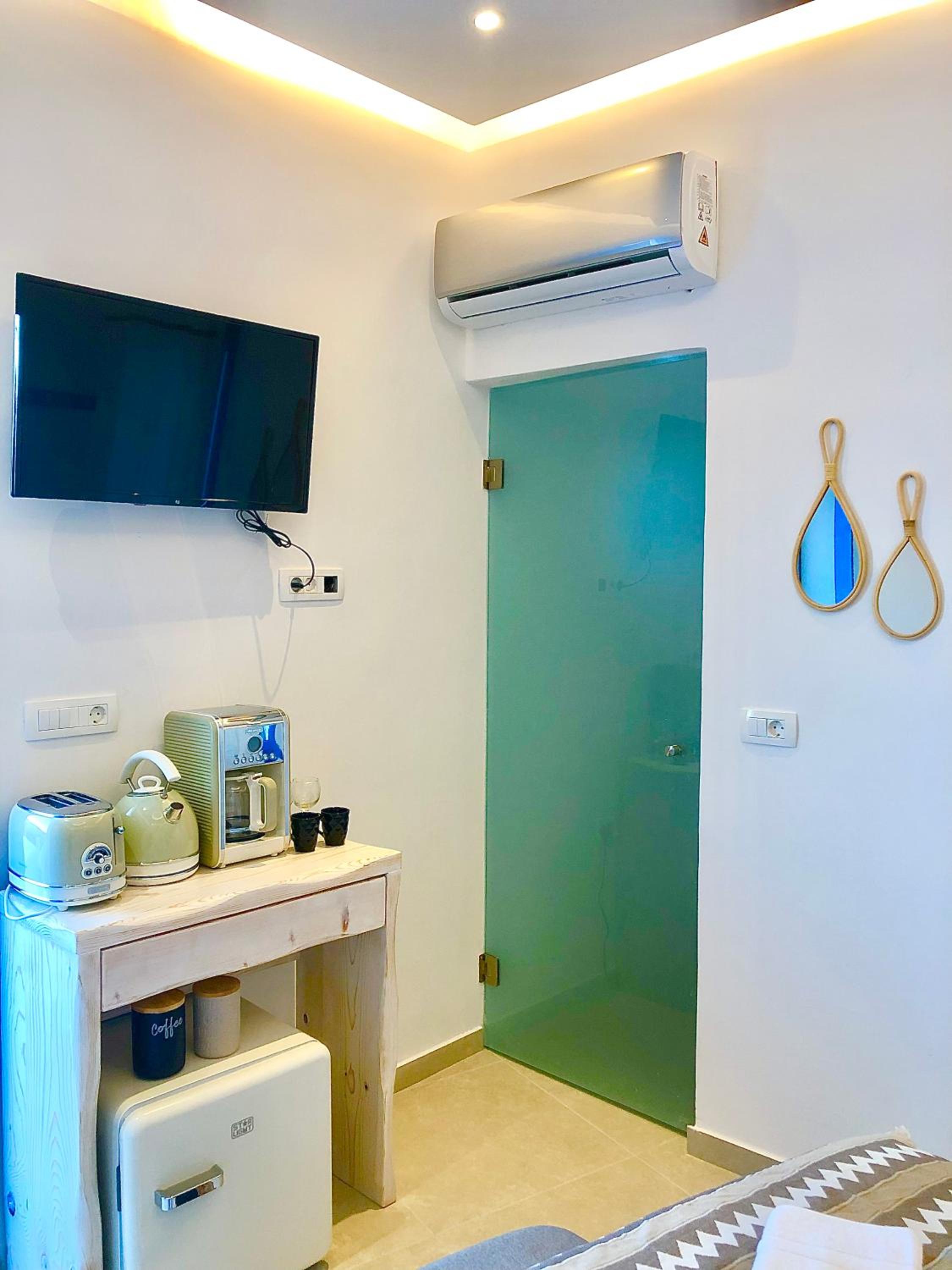 Oldtown Suites Fira