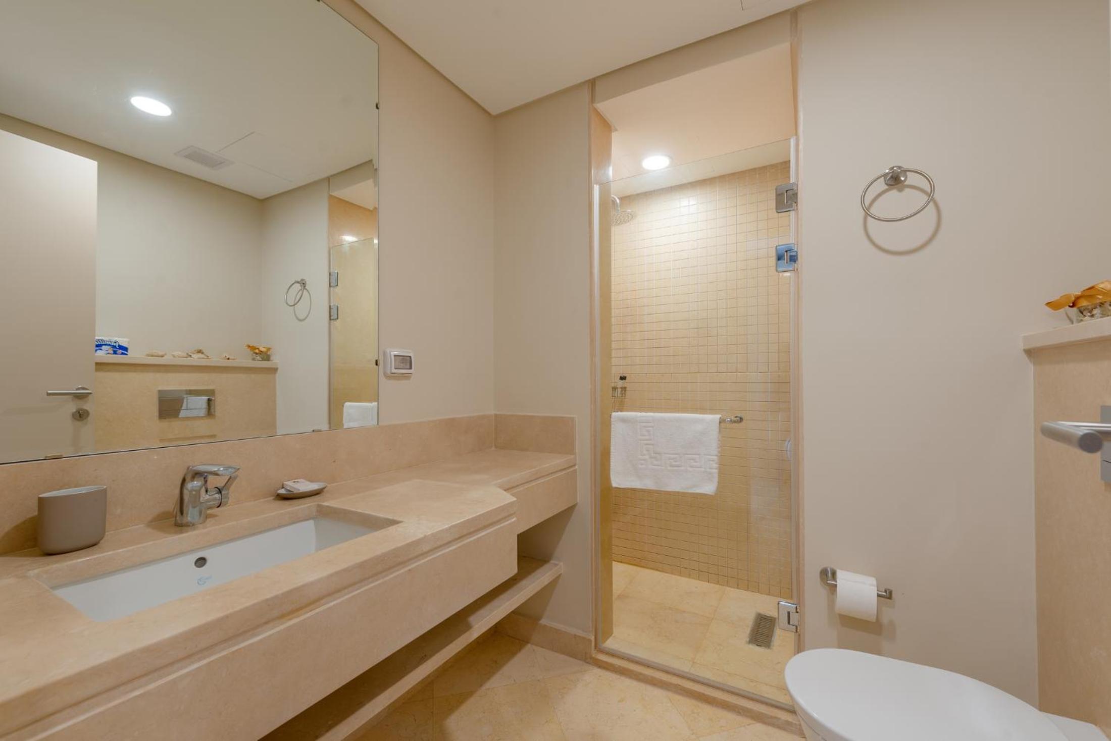 Elegant 2-Bedroom Apartment in Mangroovy, Pool & Beach view 5