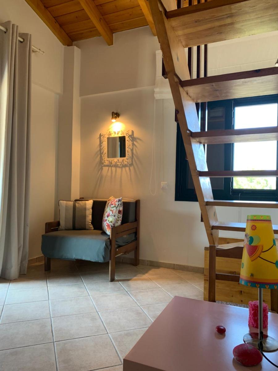 Villa Anna Kalamitsi Ideal for Families photo 5
