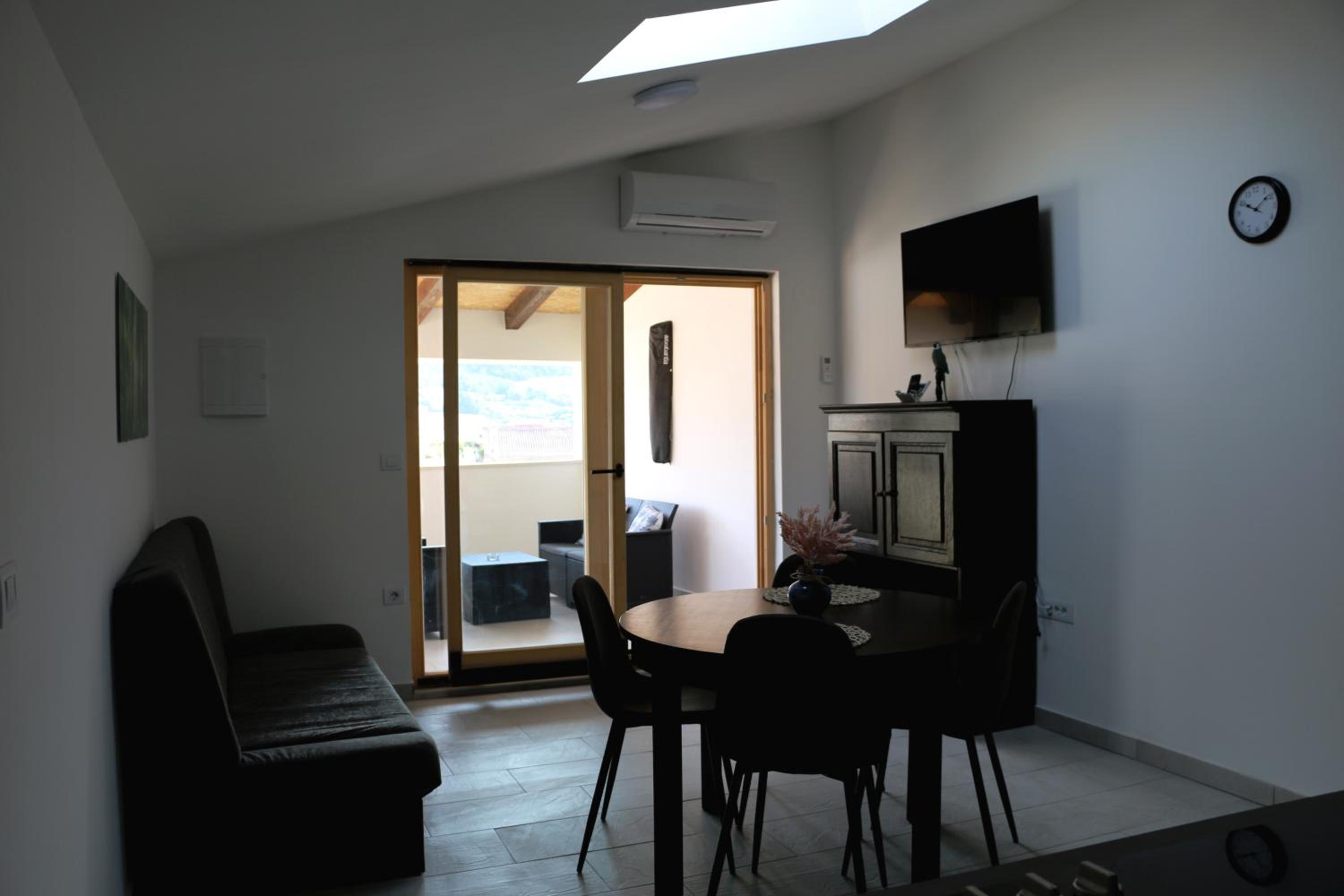 Apartment penthouse & apartment studio Franci view 2