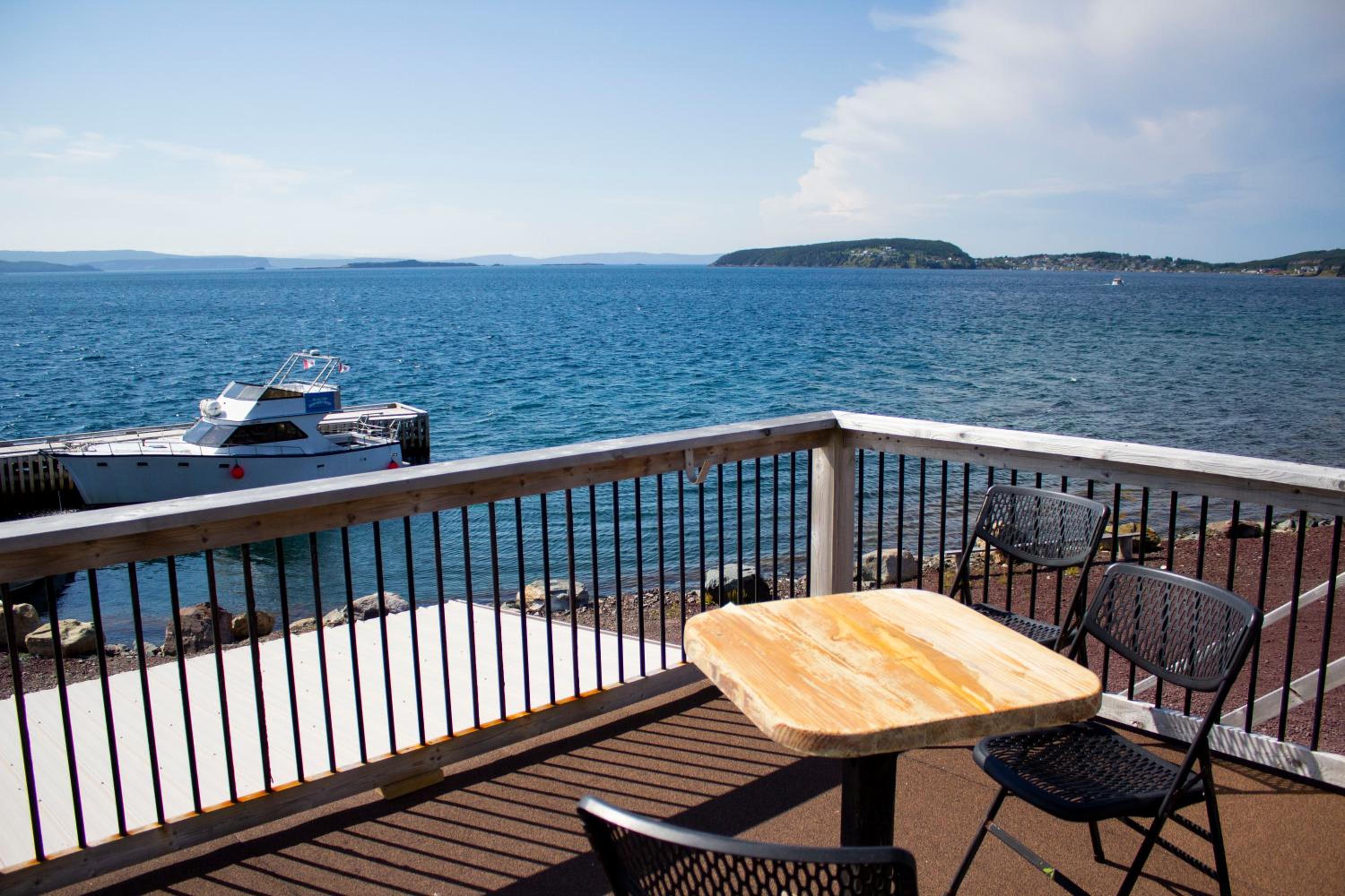 Dildo Boathouse Inn view 4