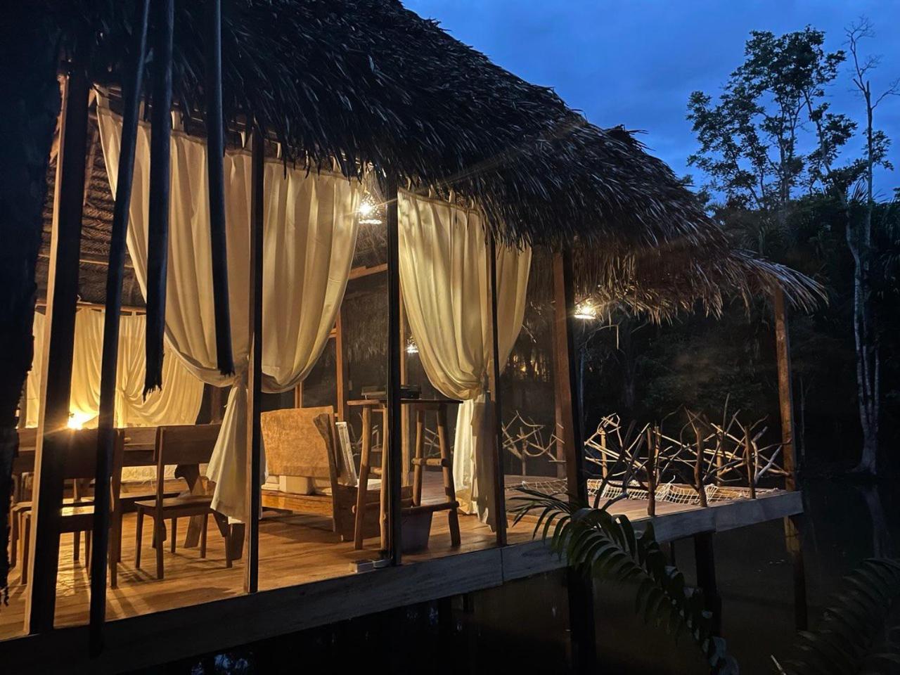 Camu camu jungle villa on Aguajale lake
