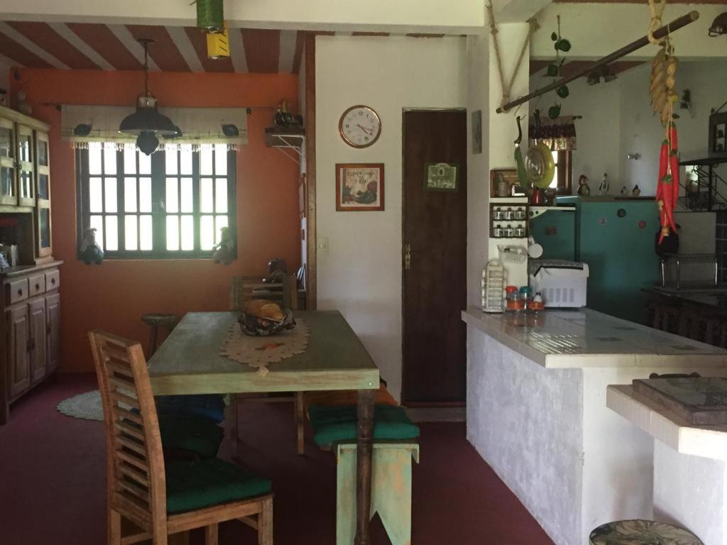 Confortável Casa de Campo em Condomínio Fechado