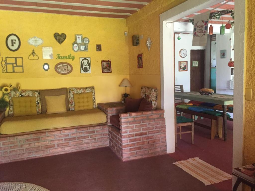 Confortável Casa de Campo em Condomínio Fechado