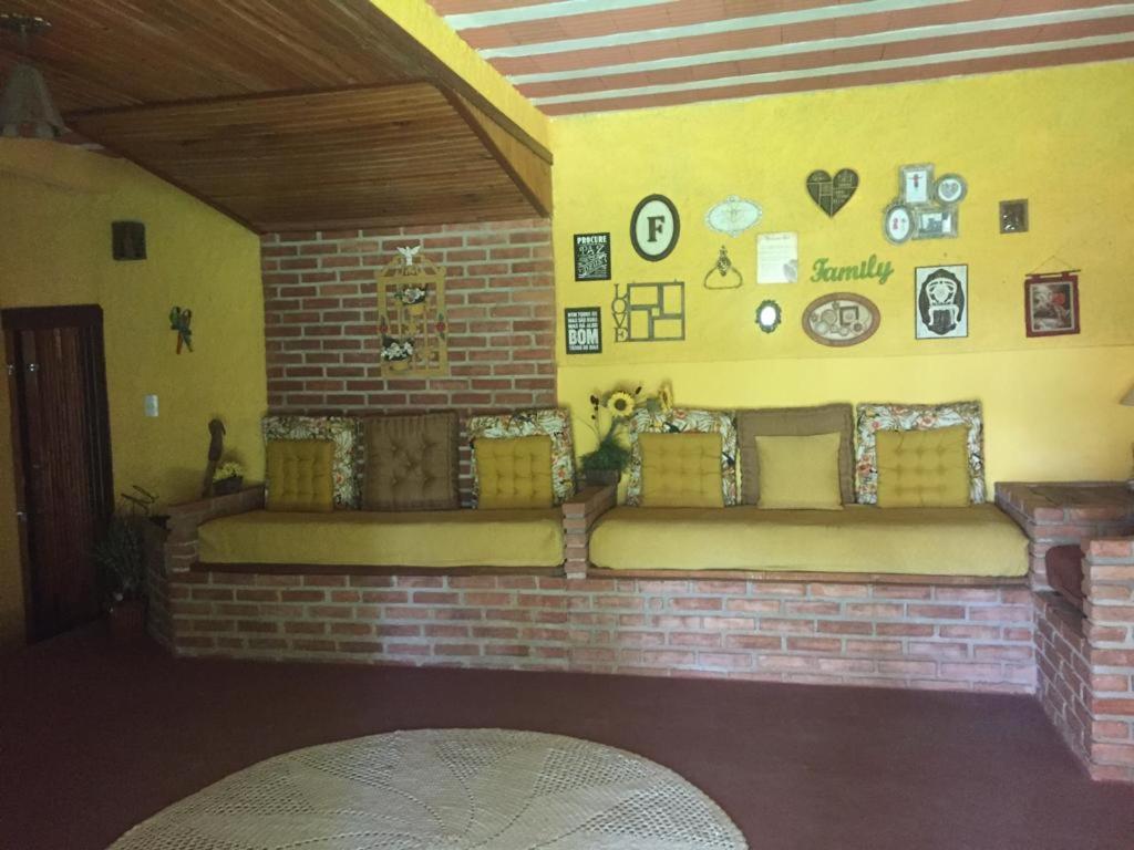 Confortável Casa de Campo em Condomínio Fechado