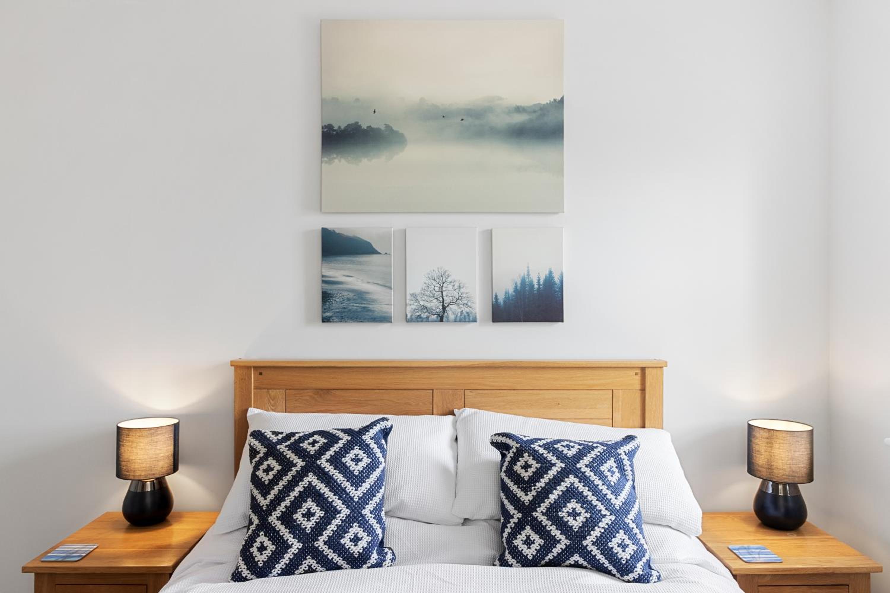 A modern and cosy apartment just yards from Brixham’s bustling harbourside view 2